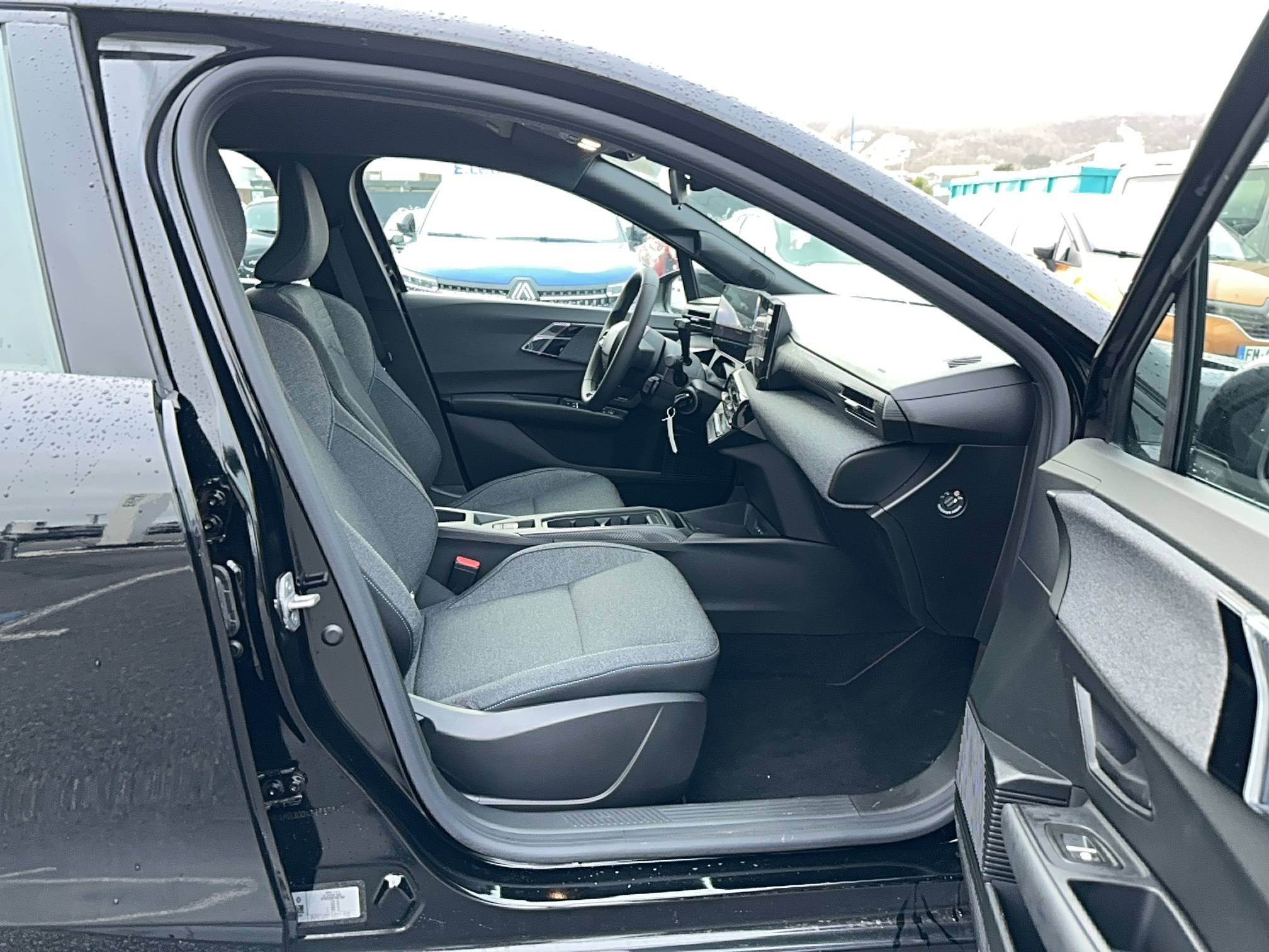 Vente en ligne Renault Clio 6 Clio E-Tech full hybrid 160 ch au prix de 24 600 €