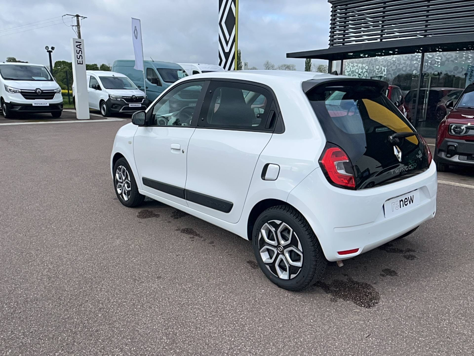 Vente en ligne Renault Twingo 3  SCe 65 au prix de 12 491 €