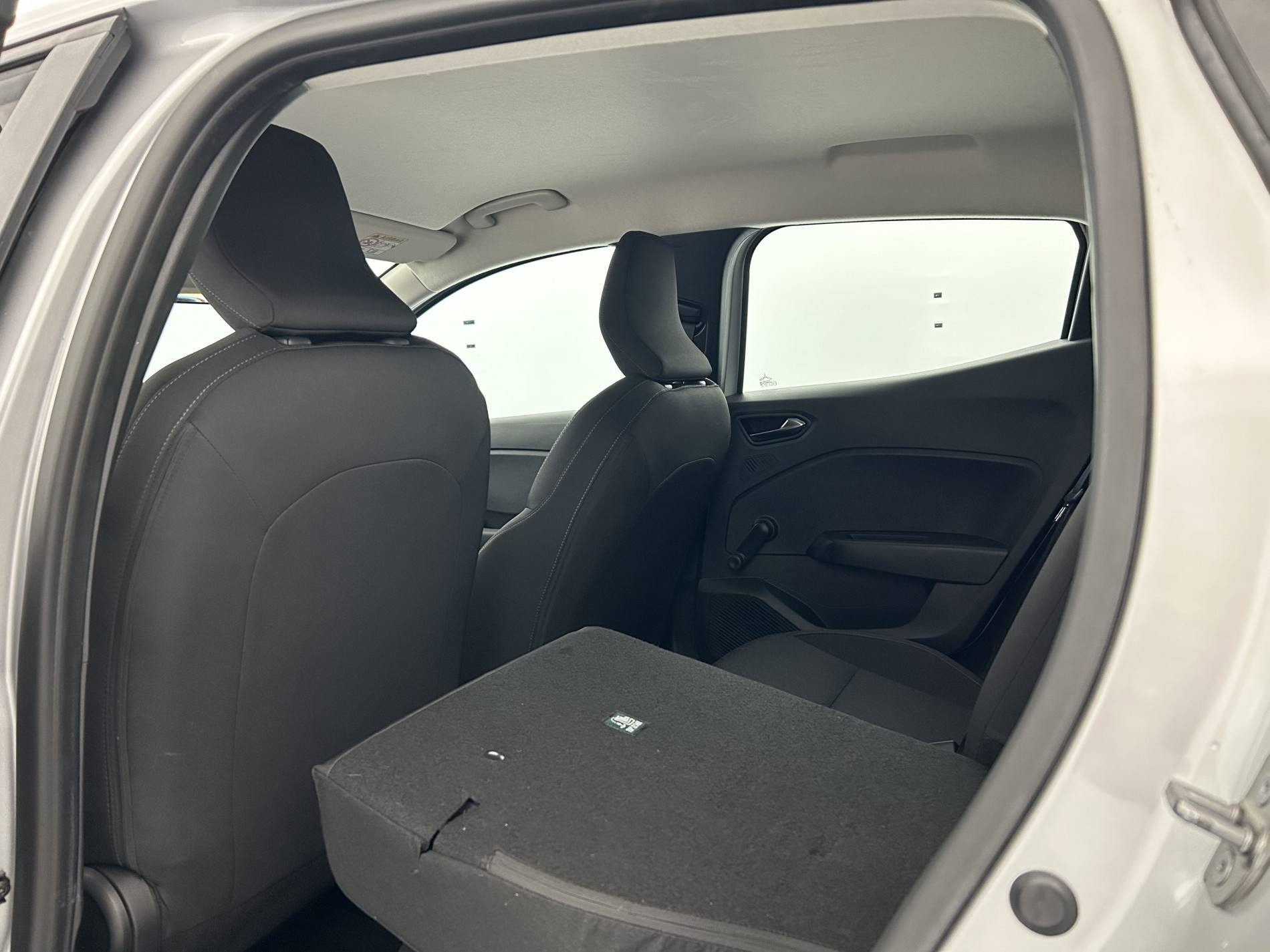 Vente en ligne Renault Clio 5 Clio TCe 90 au prix de 14 790 €