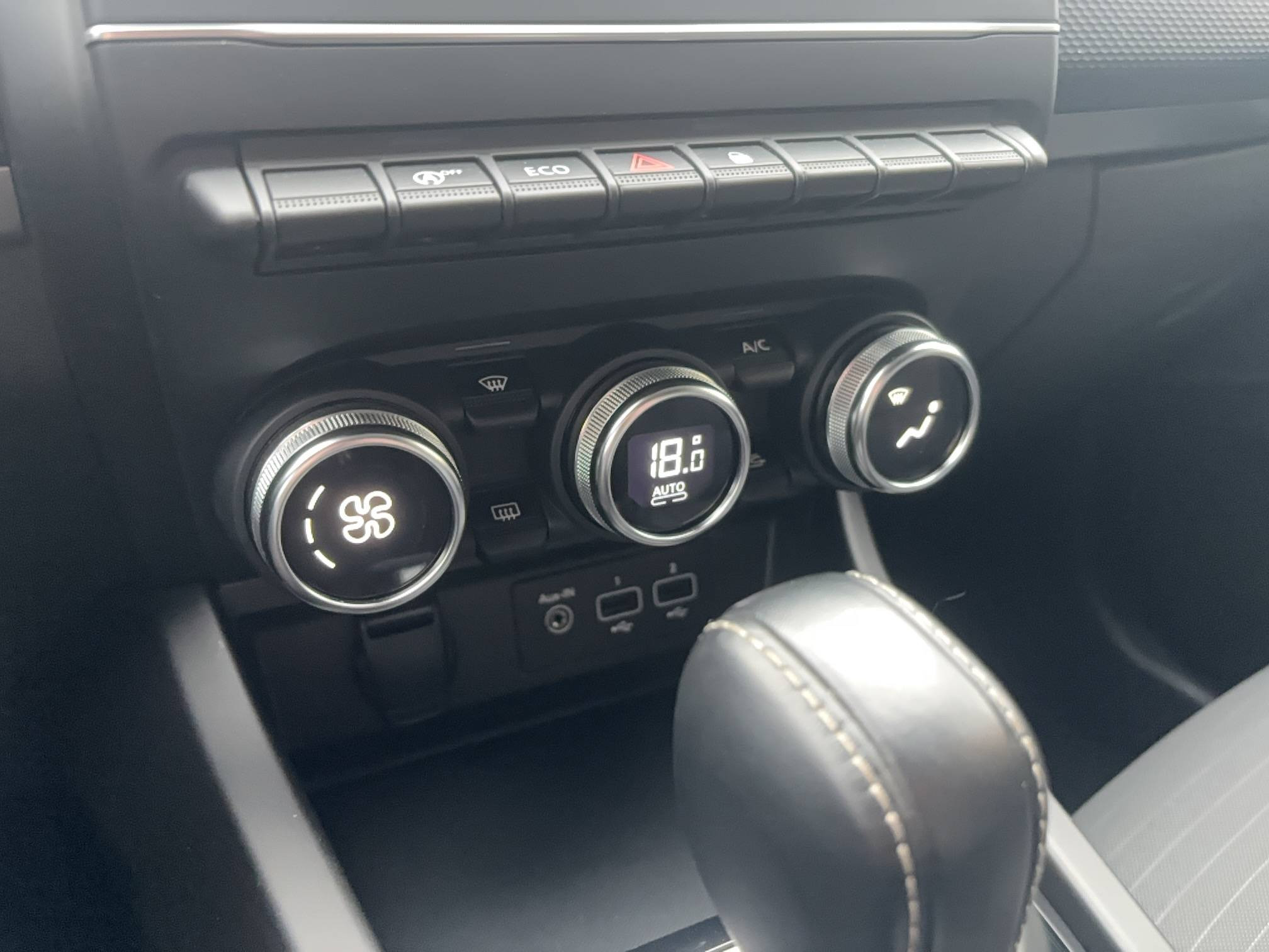 Vente en ligne Renault Arkana  mild hybrid 140 EDC FAP - 22 au prix de 18 990 €