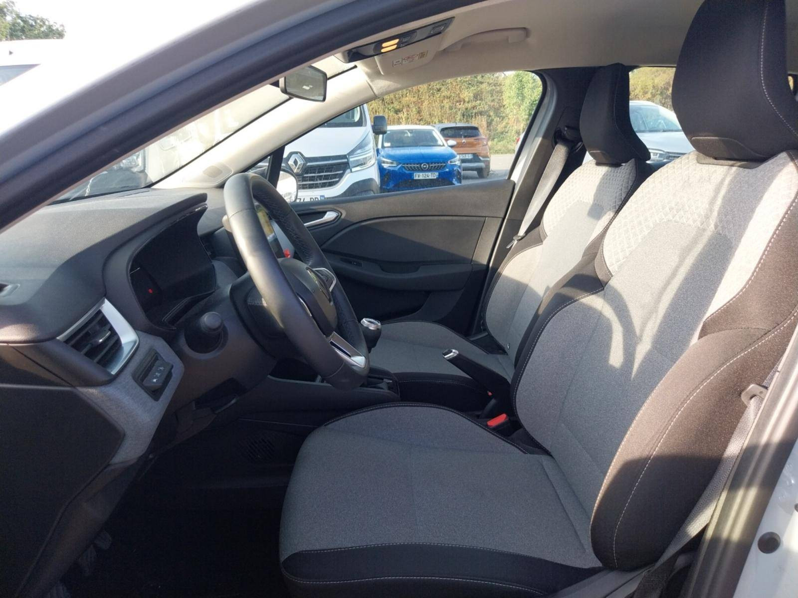 Vente en ligne Renault Clio 5 Clio TCe 90 au prix de 14 900 €