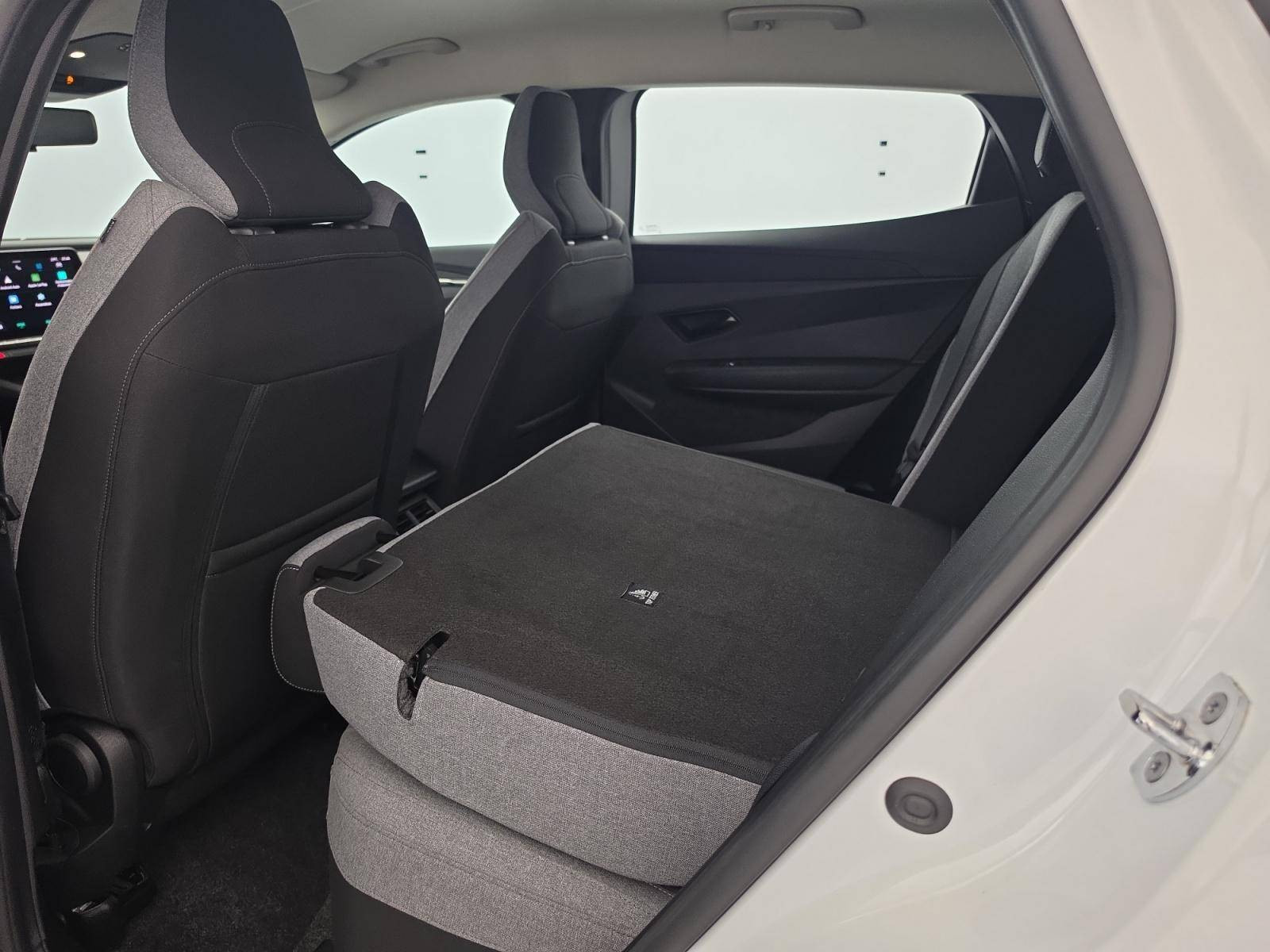 Vente en ligne Renault Megane E-Tech  EV40 130ch standard charge au prix de 17 900 €