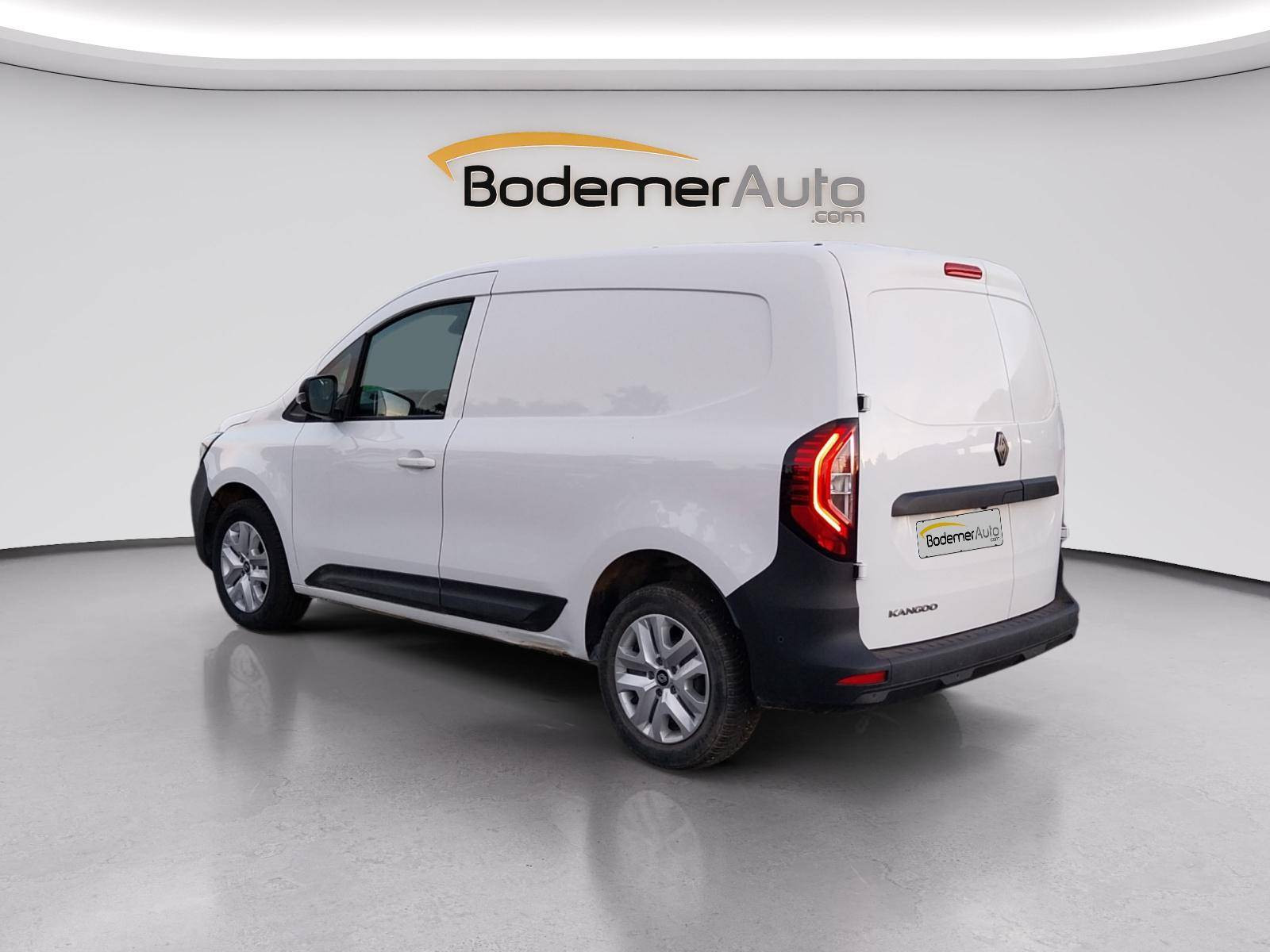 Vente en ligne Renault Kangoo Van  FG TOLE BLUE DCI 95 L1 GSR2 au prix de 18 360 €
