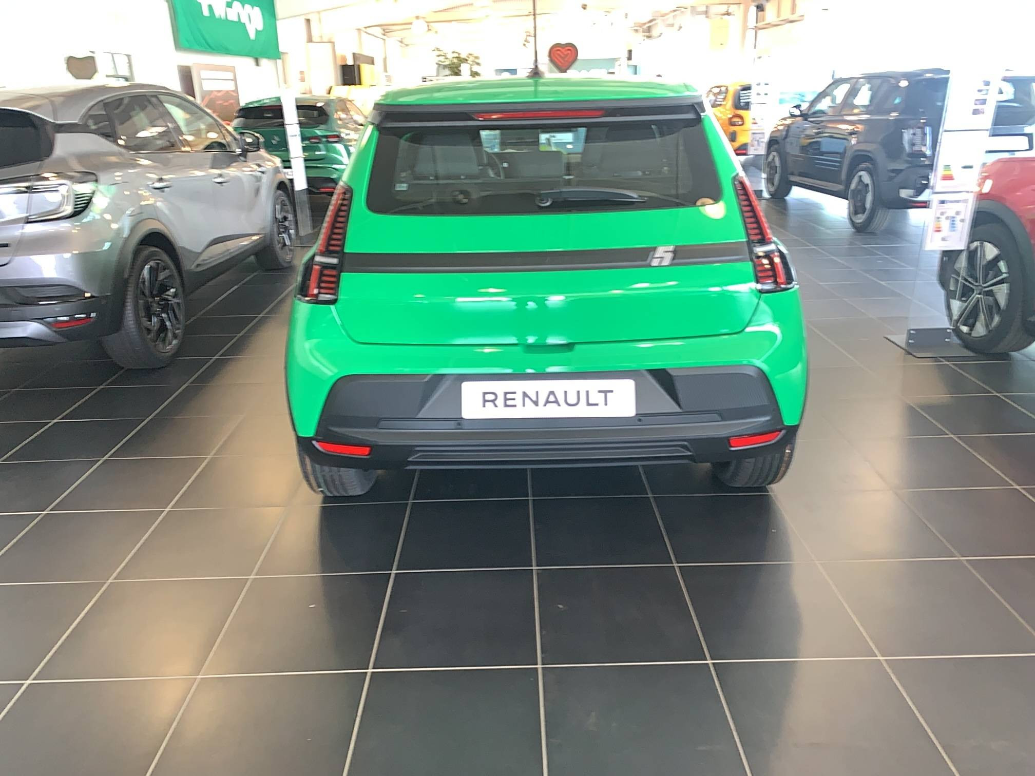 Vente en ligne Renault R5 E-Tech  120 ch autonomie urbaine au prix de 29 740 €