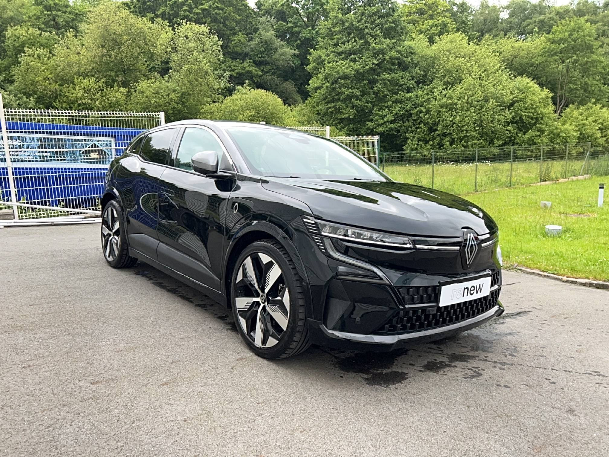 Vente en ligne Renault Megane E-Tech  EV60 220 ch super charge au prix de 21 990 €