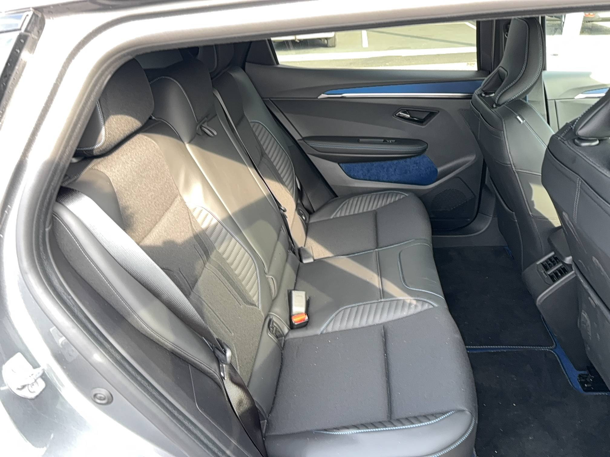 Vente en ligne Renault Scenic E-Tech  220 ch grande autonomie au prix de 45 900 €