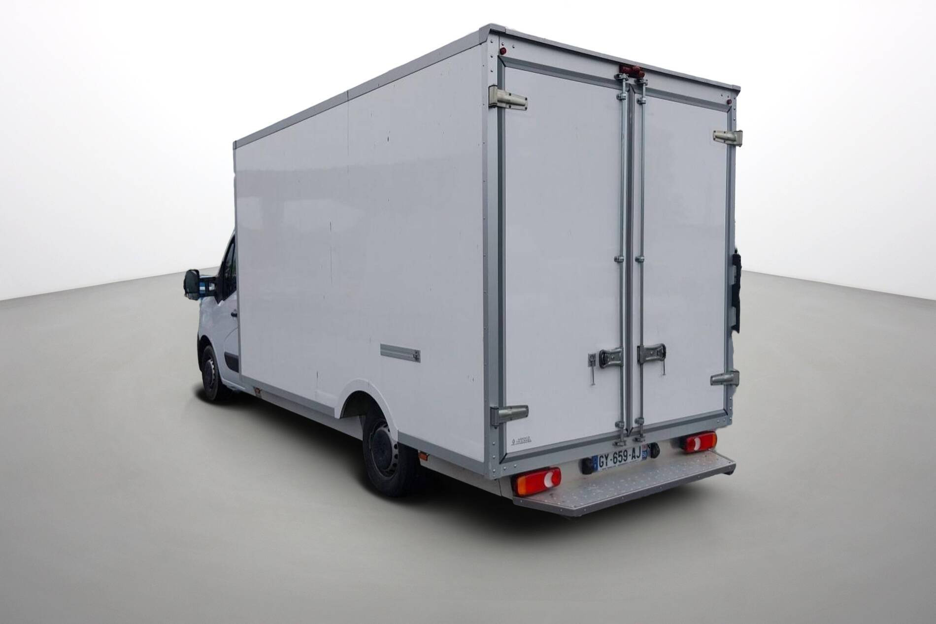 Vente en ligne Renault Master 3 Châssis Cabine MASTER PHC TRAC F3500 L3H1 BLUE DCI 145 EURO VI au prix de 30 990 €
