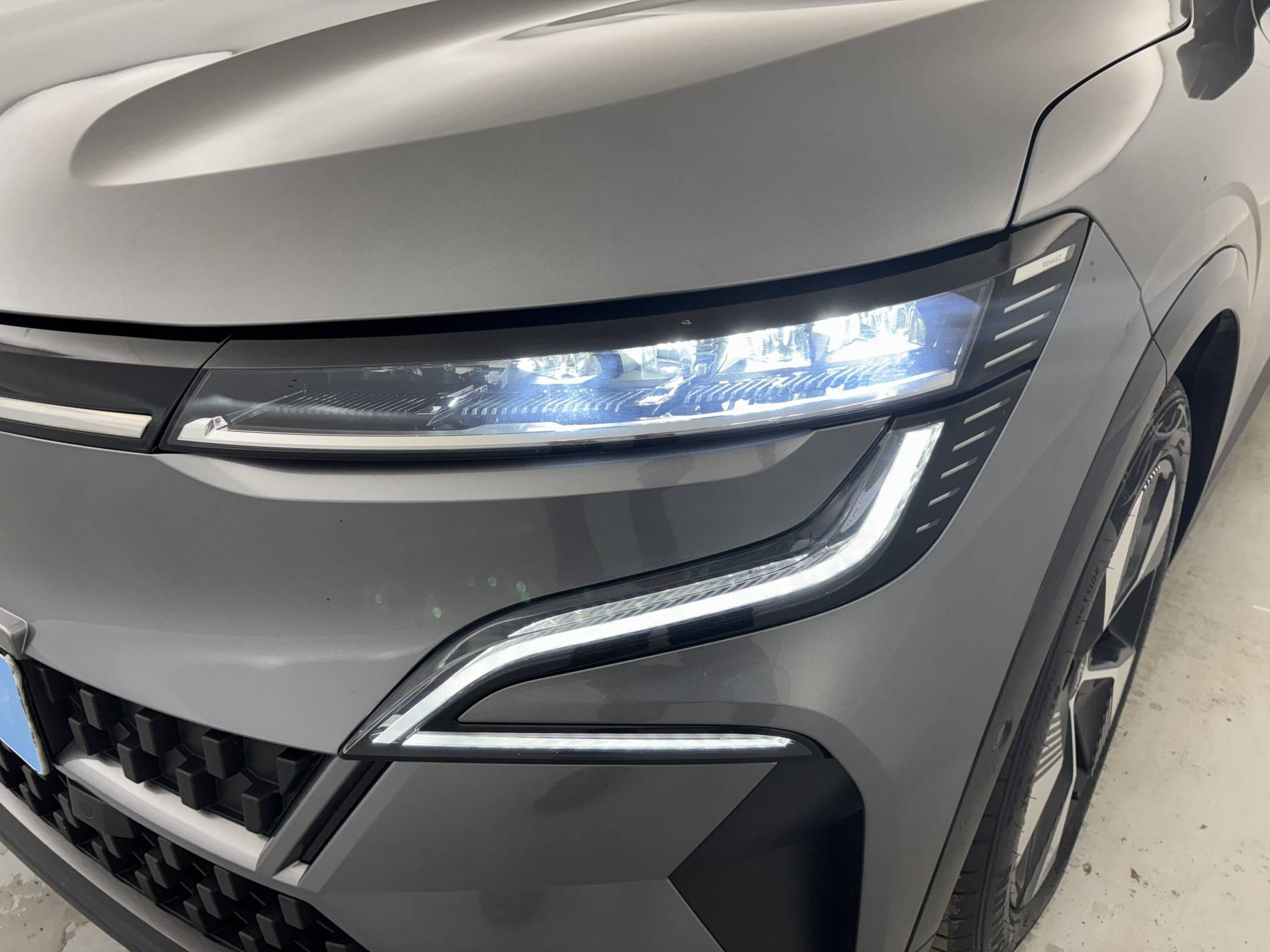 Vente en ligne Renault Megane E-Tech  EV40 130ch standard charge au prix de 20 990 €