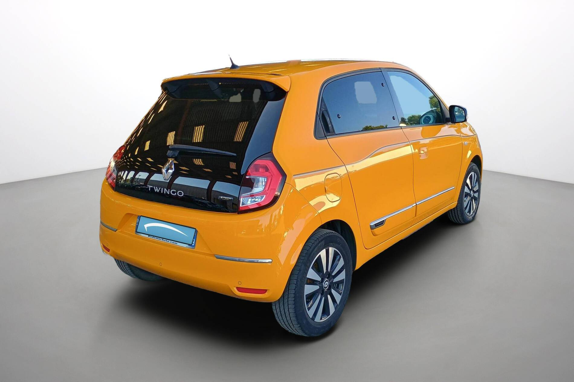 Vente en ligne Renault Twingo Electrique Twingo III E-Tech au prix de 13 890 €