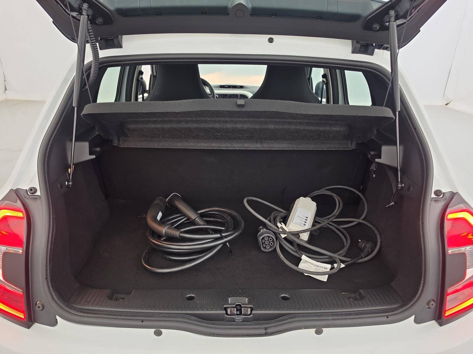 Vente en ligne Renault Twingo Electrique Twingo III E-Tech au prix de 12 900 €