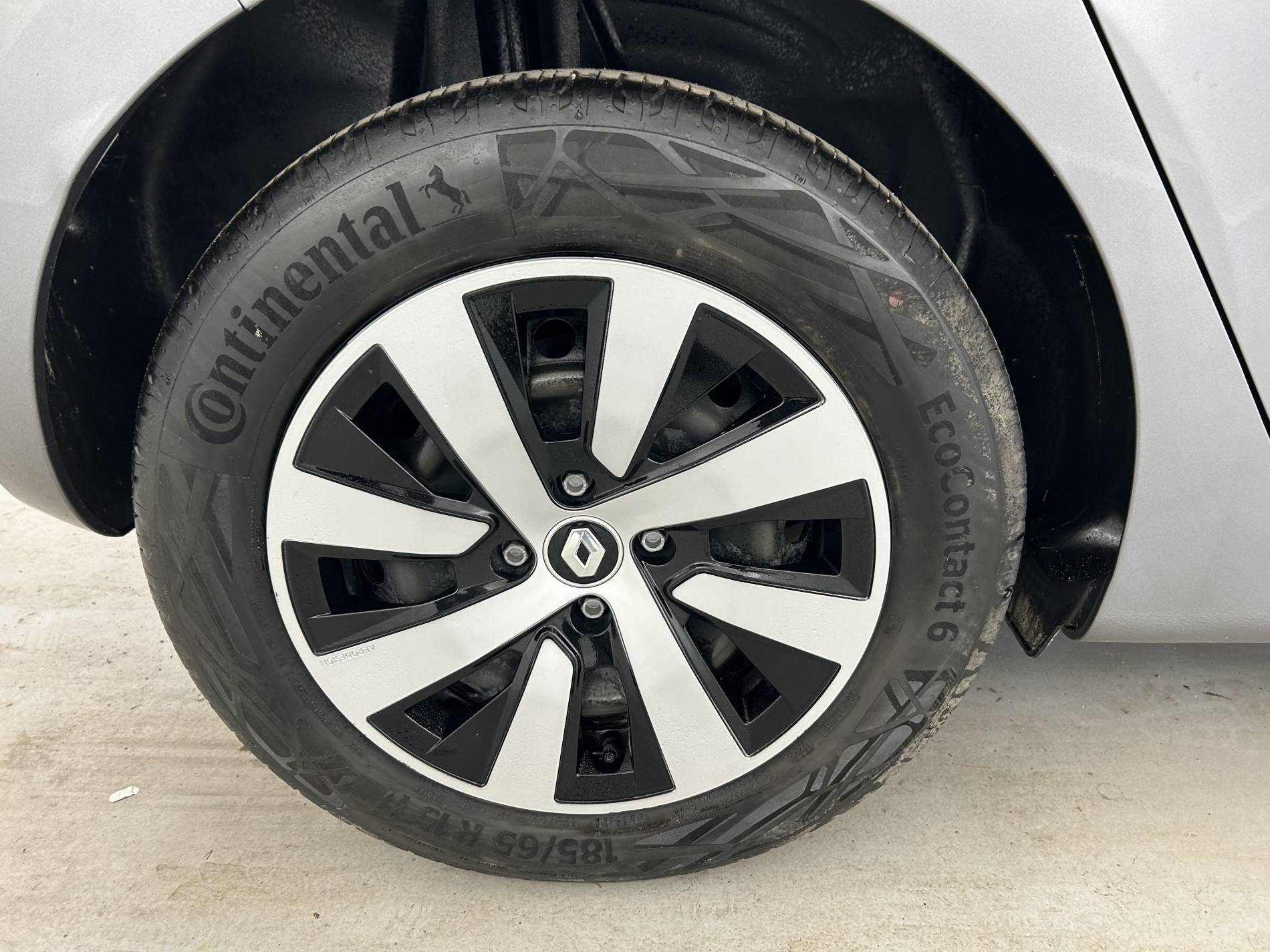 Vente en ligne Renault Clio 5 Clio TCe 90 au prix de 14 490 €