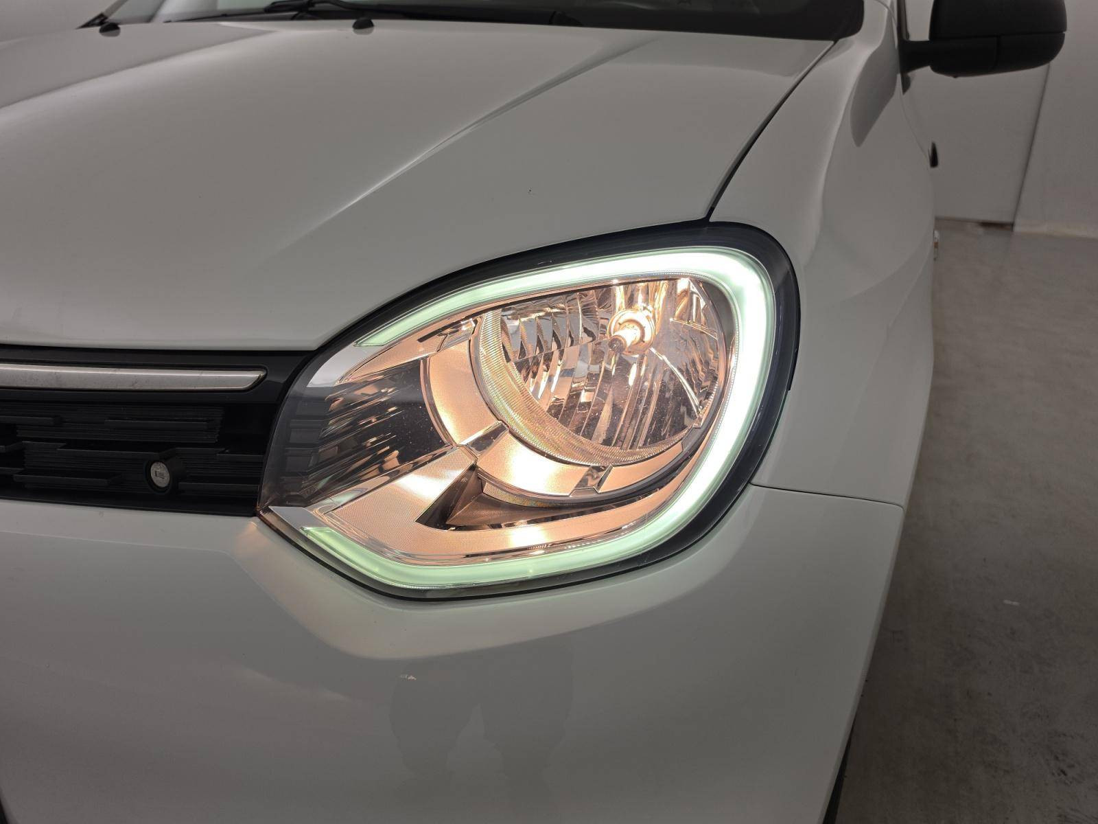 Vente en ligne Renault Twingo Electrique Twingo III E-Tech au prix de 11 990 €