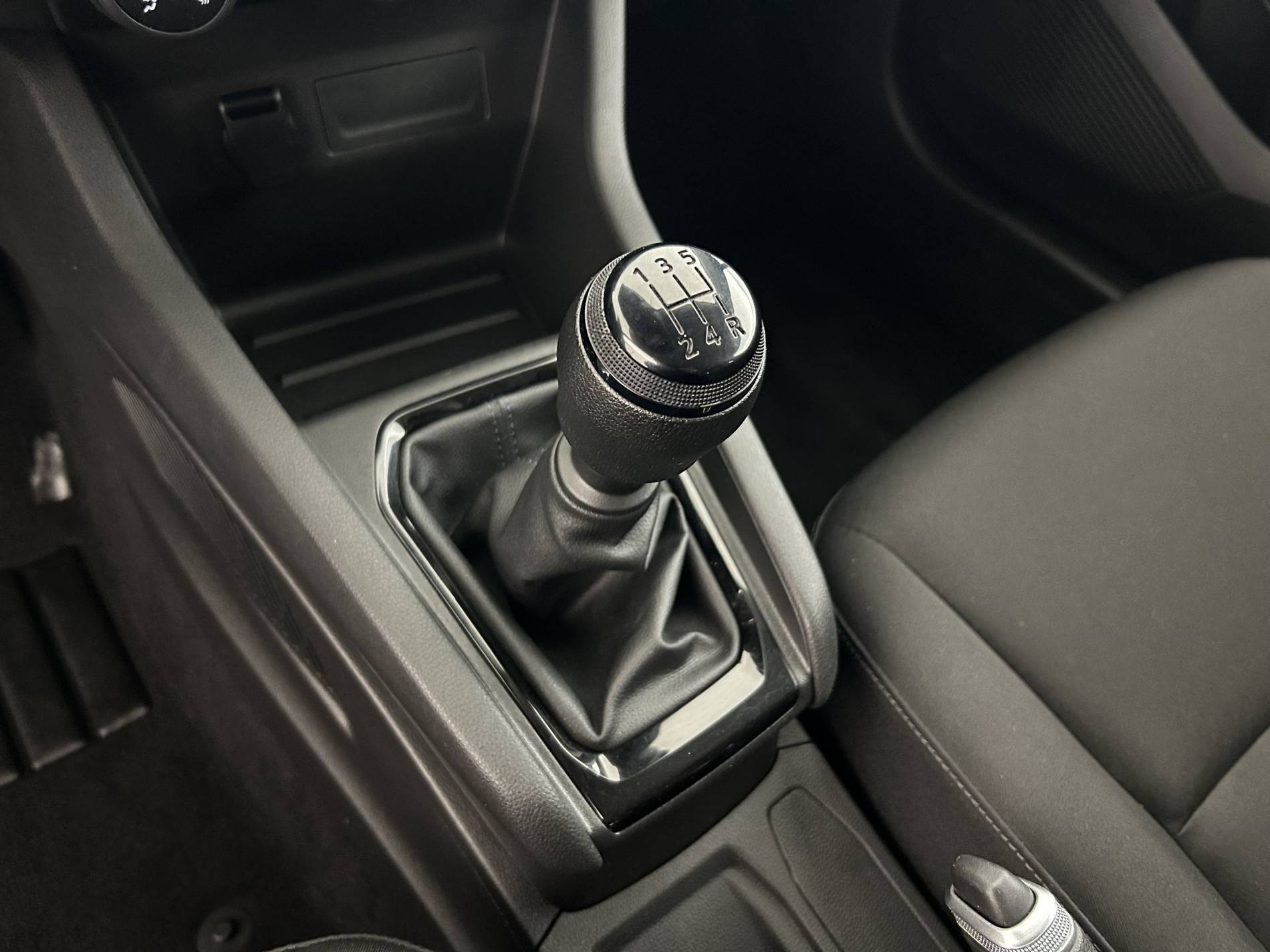 Vente en ligne Renault Clio 5 Clio SCe 65 au prix de 11 990 €