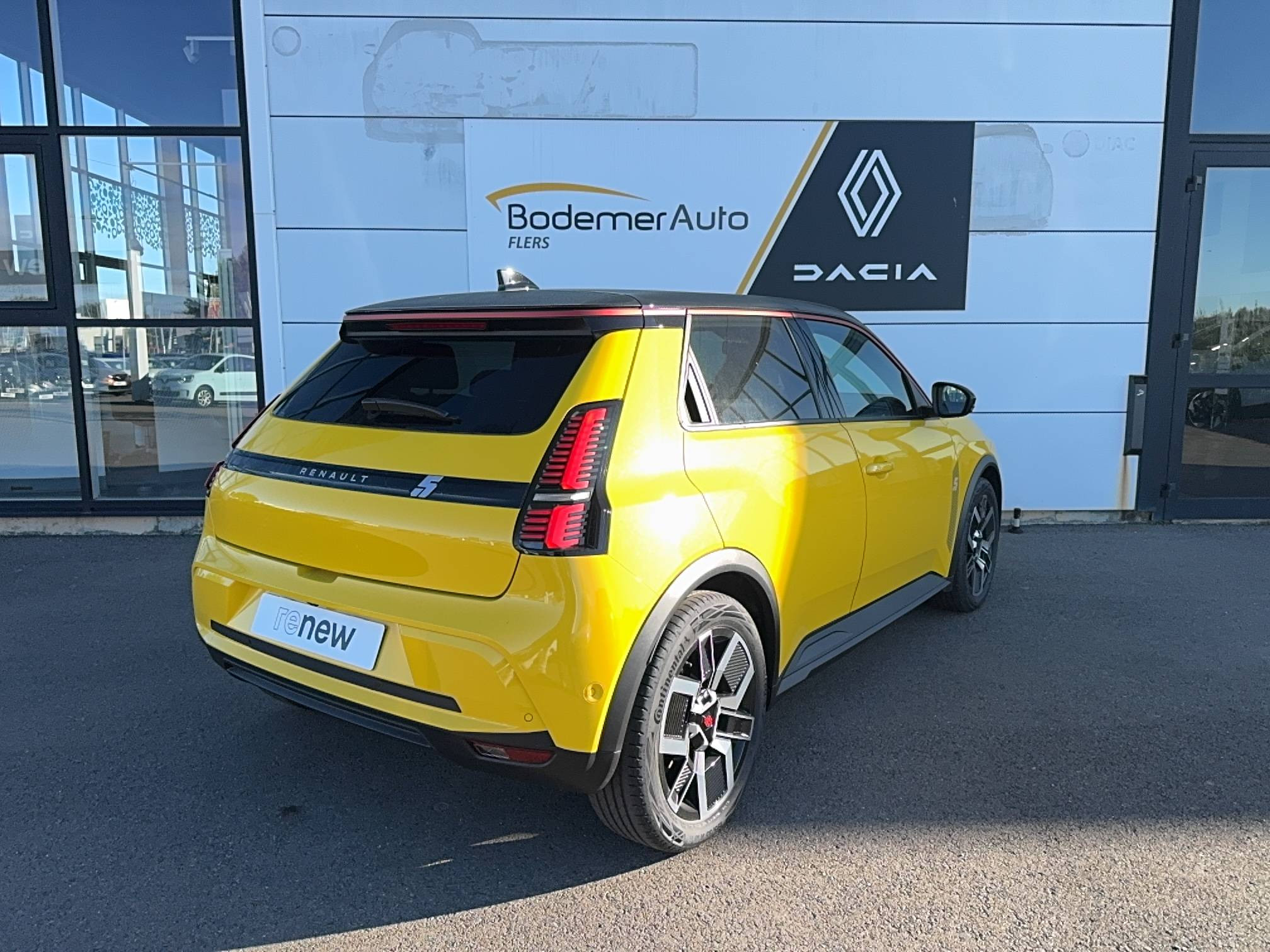 Vente en ligne Renault R5 E-Tech  150 ch autonomie confort au prix de 36 240 €