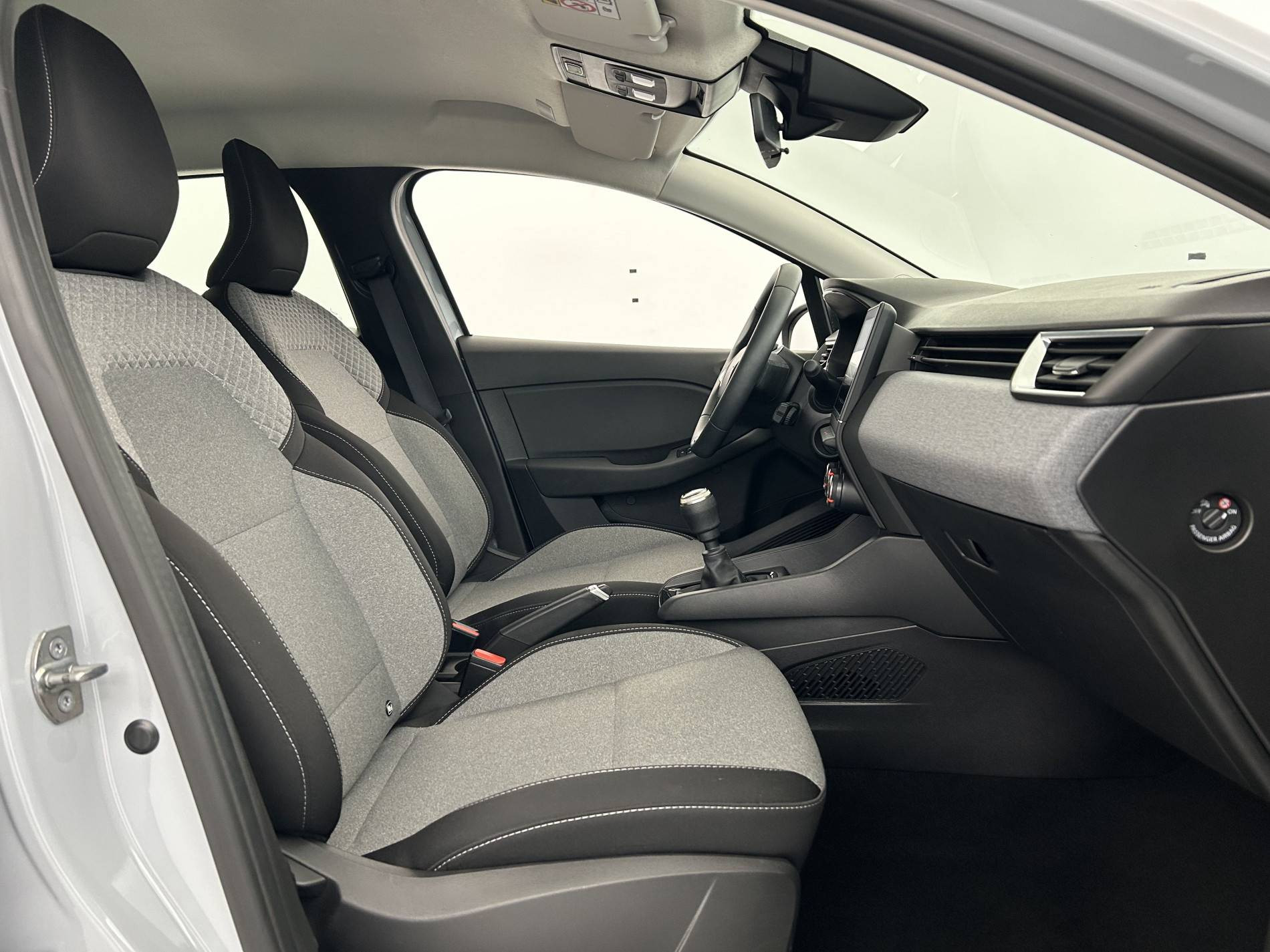 Vente en ligne Renault Clio 5 Clio TCe 90 au prix de 15 450 €