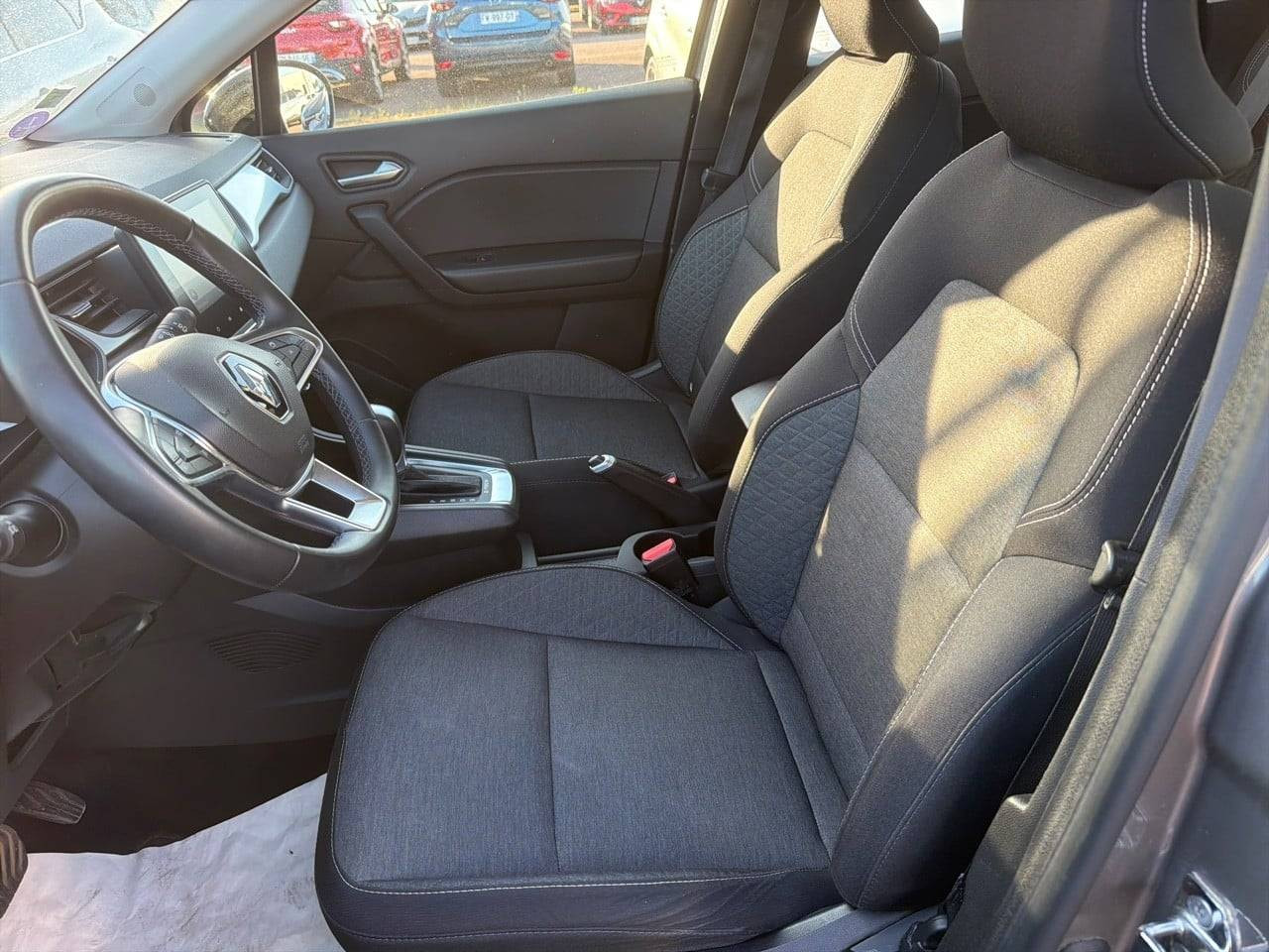 Vente en ligne Renault Captur  E-Tech 145 - 21 au prix de 17 490 €