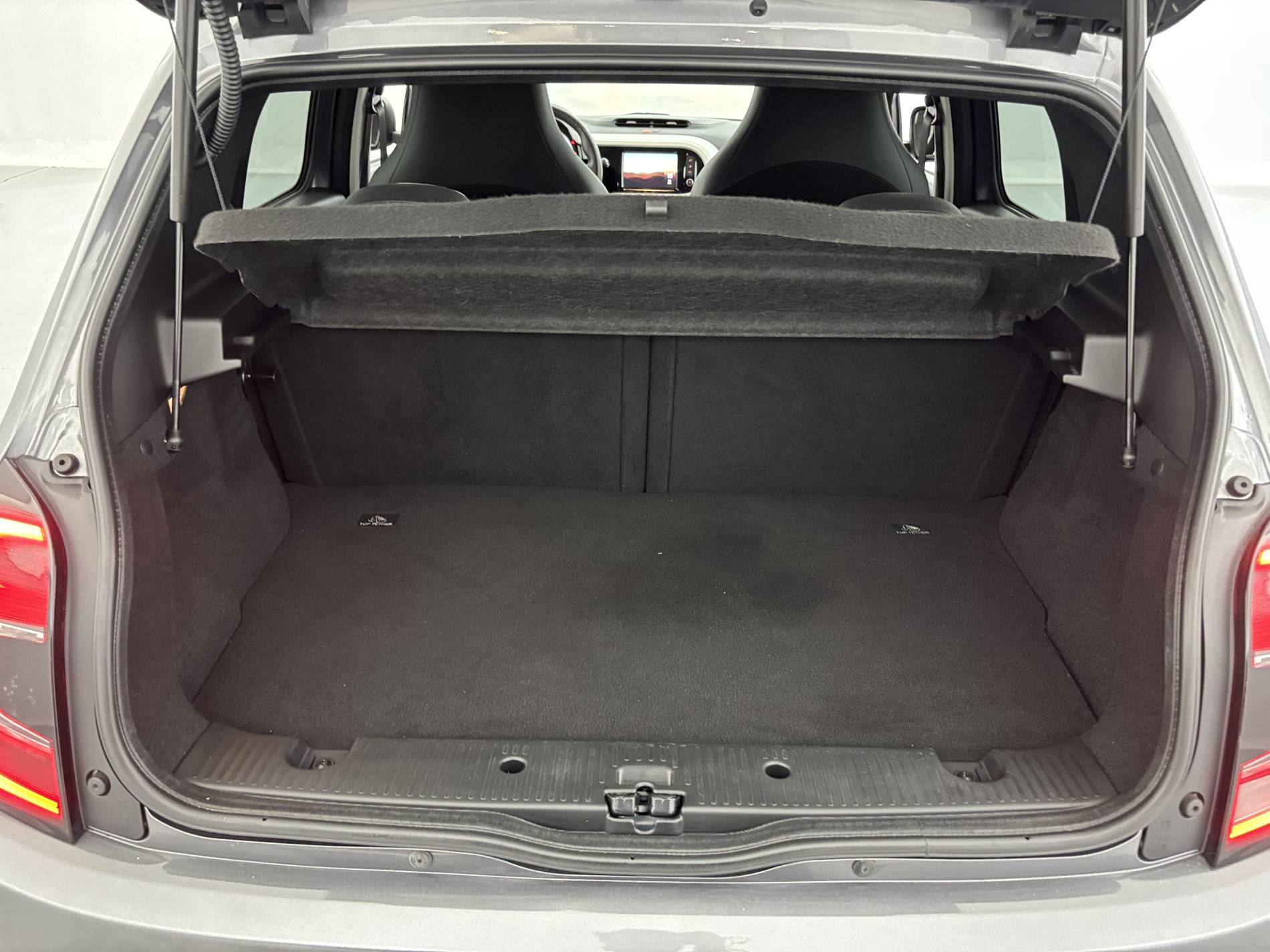 Vente en ligne Renault Twingo 3  TCe 95 au prix de 11 990 €