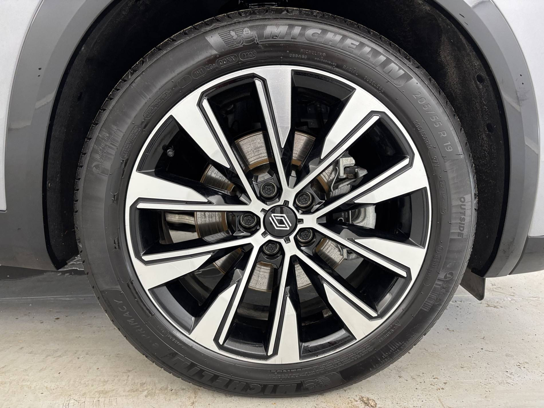 Vente en ligne Renault Espace Espace E-Tech full hybrid 200 GSR2 au prix de 34 690 €