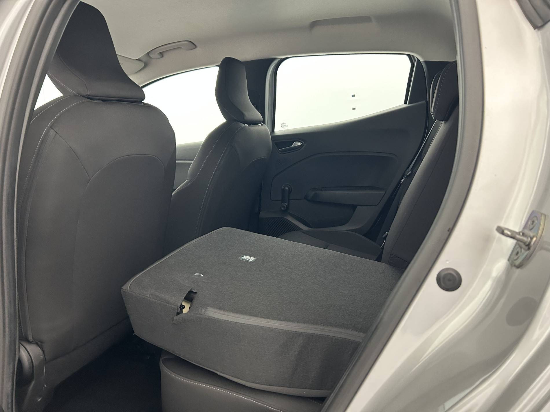 Vente en ligne Renault Clio 5 Clio TCe 90 au prix de 14 990 €