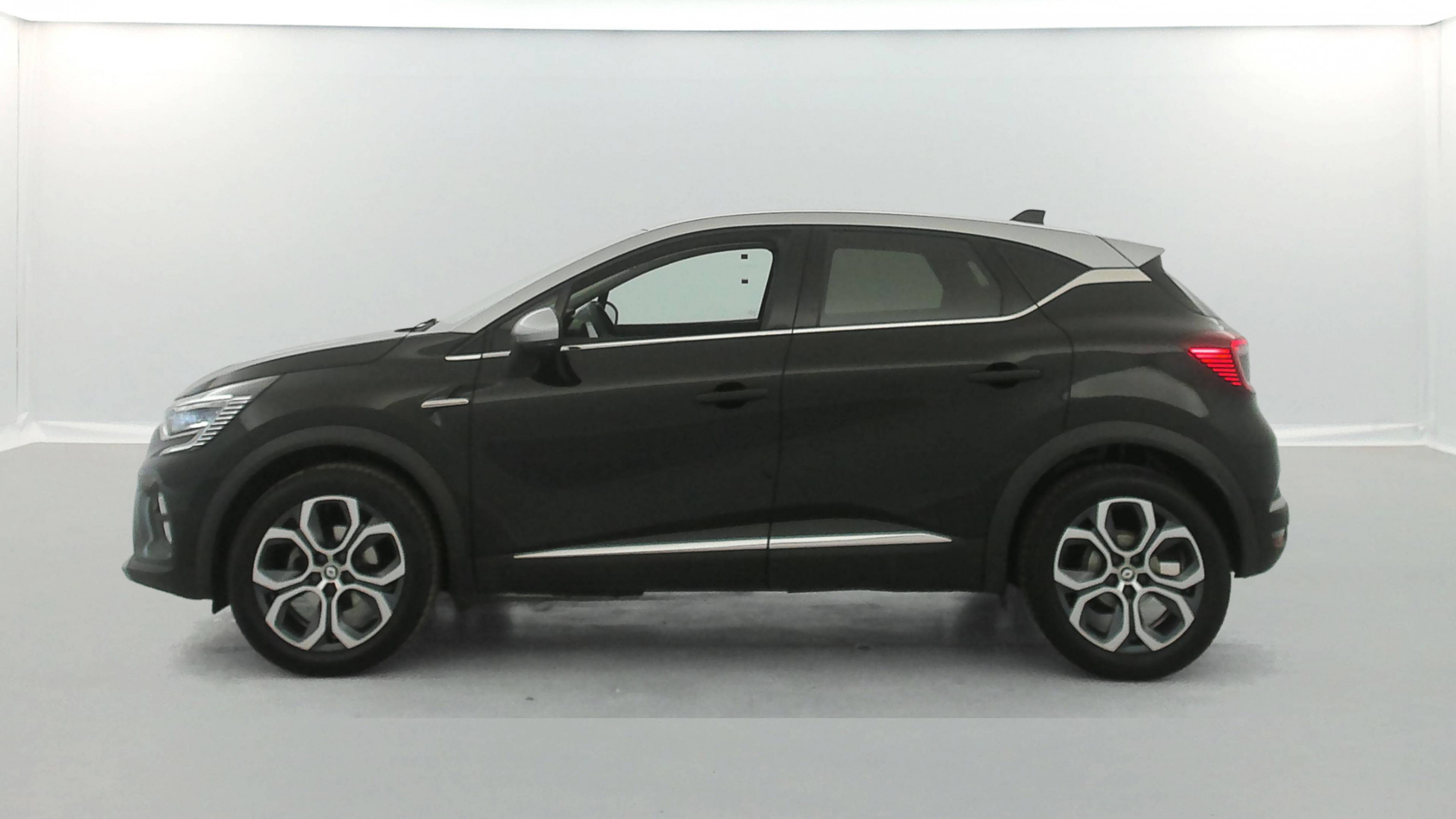 Vente en ligne Renault Captur  TCe 90 au prix de 16 990 €