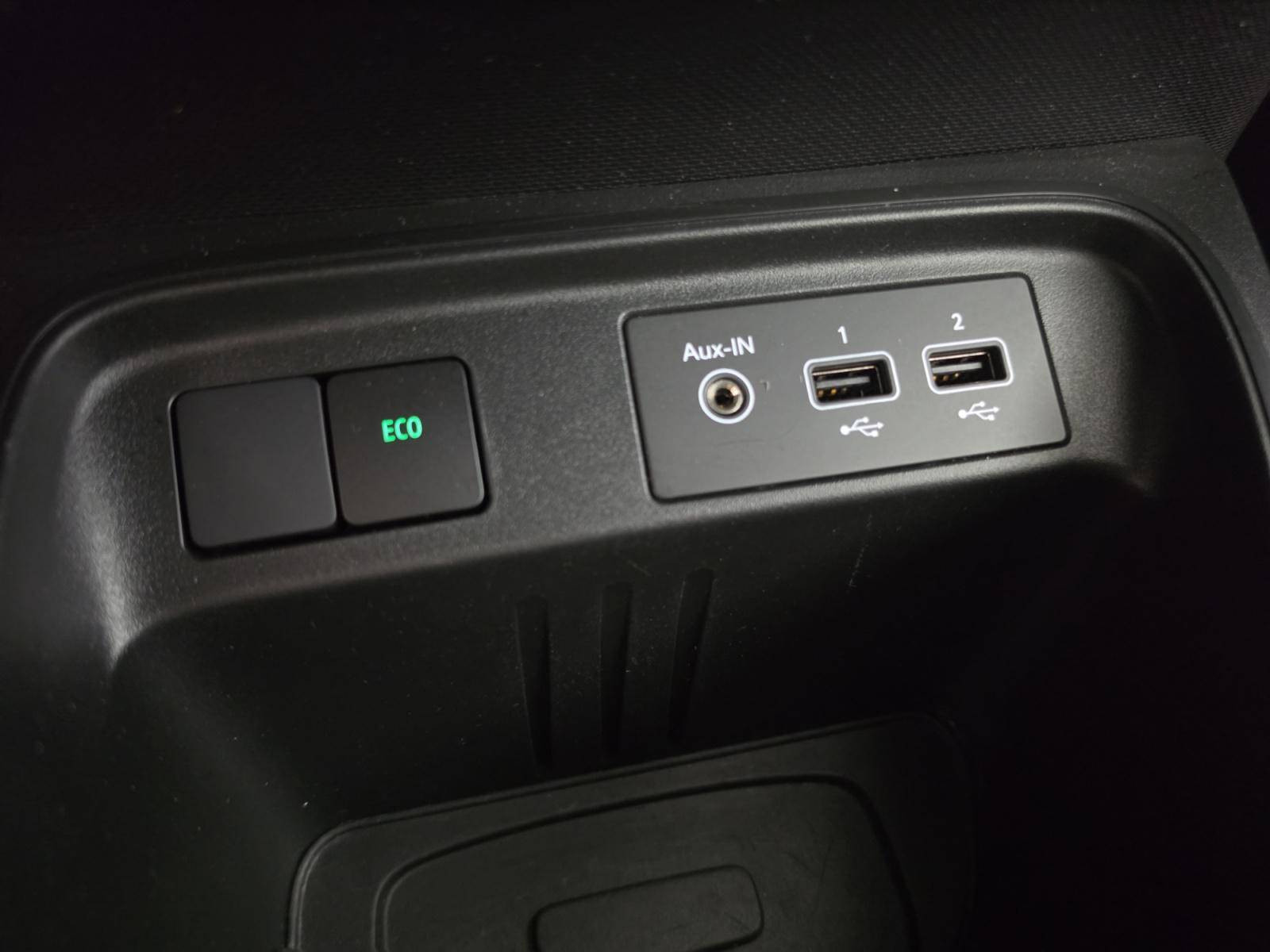 Vente en ligne Renault Twingo Electrique Twingo III E-Tech au prix de 10 880 €