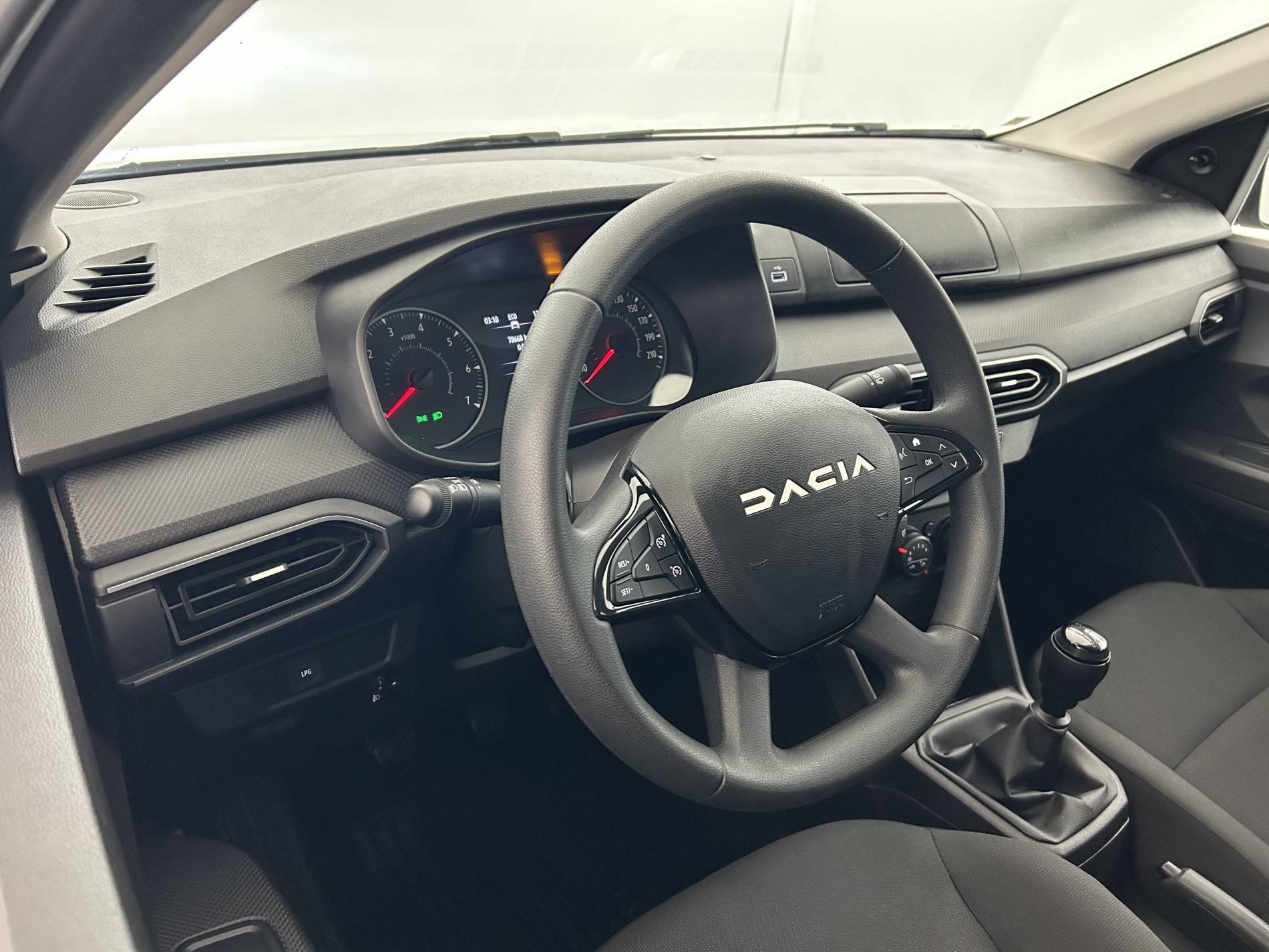 Vente en ligne Dacia Sandero  ECO-G 100 au prix de 10 490 €