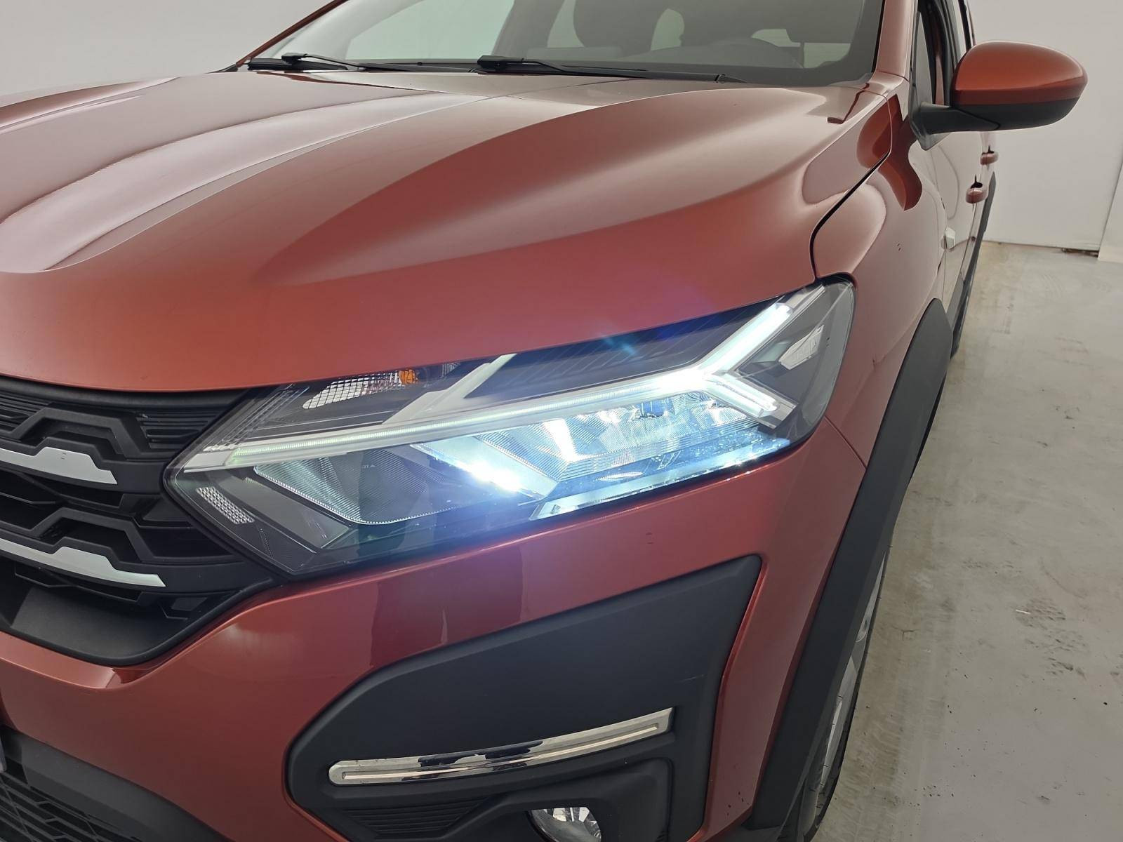 Vente en ligne Dacia Jogger  ECO-G 100 7 places au prix de 17 990 €