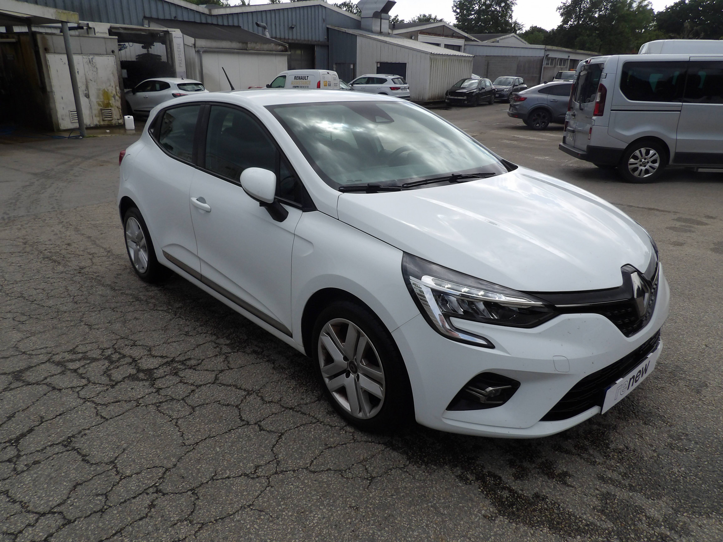 Vente en ligne Renault Clio 5 Clio Blue dCi 85 au prix de 14 499 €
