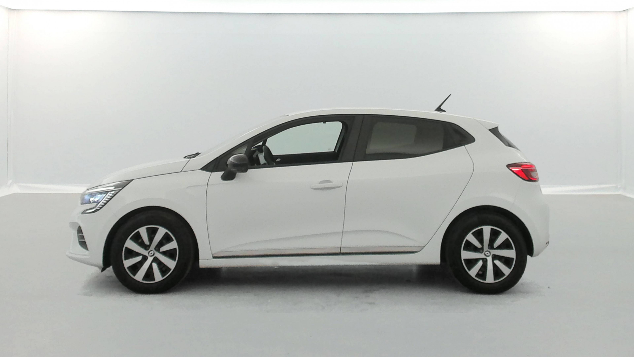 Vente en ligne Renault Clio 5 Clio SCe 65 au prix de 12 600 €