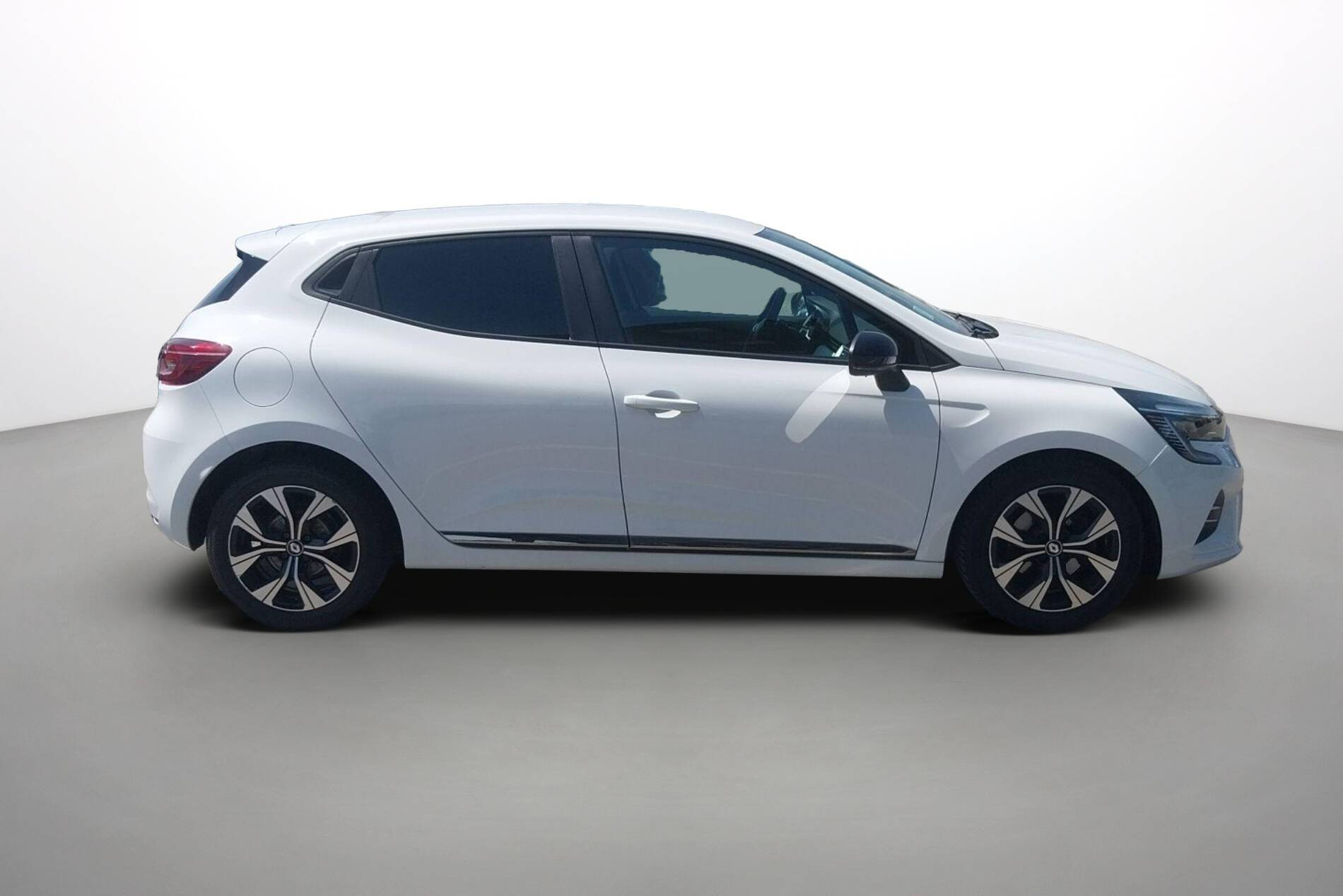 Vente en ligne Renault Clio 5 Clio Blue dCi 100 au prix de 11 890 €