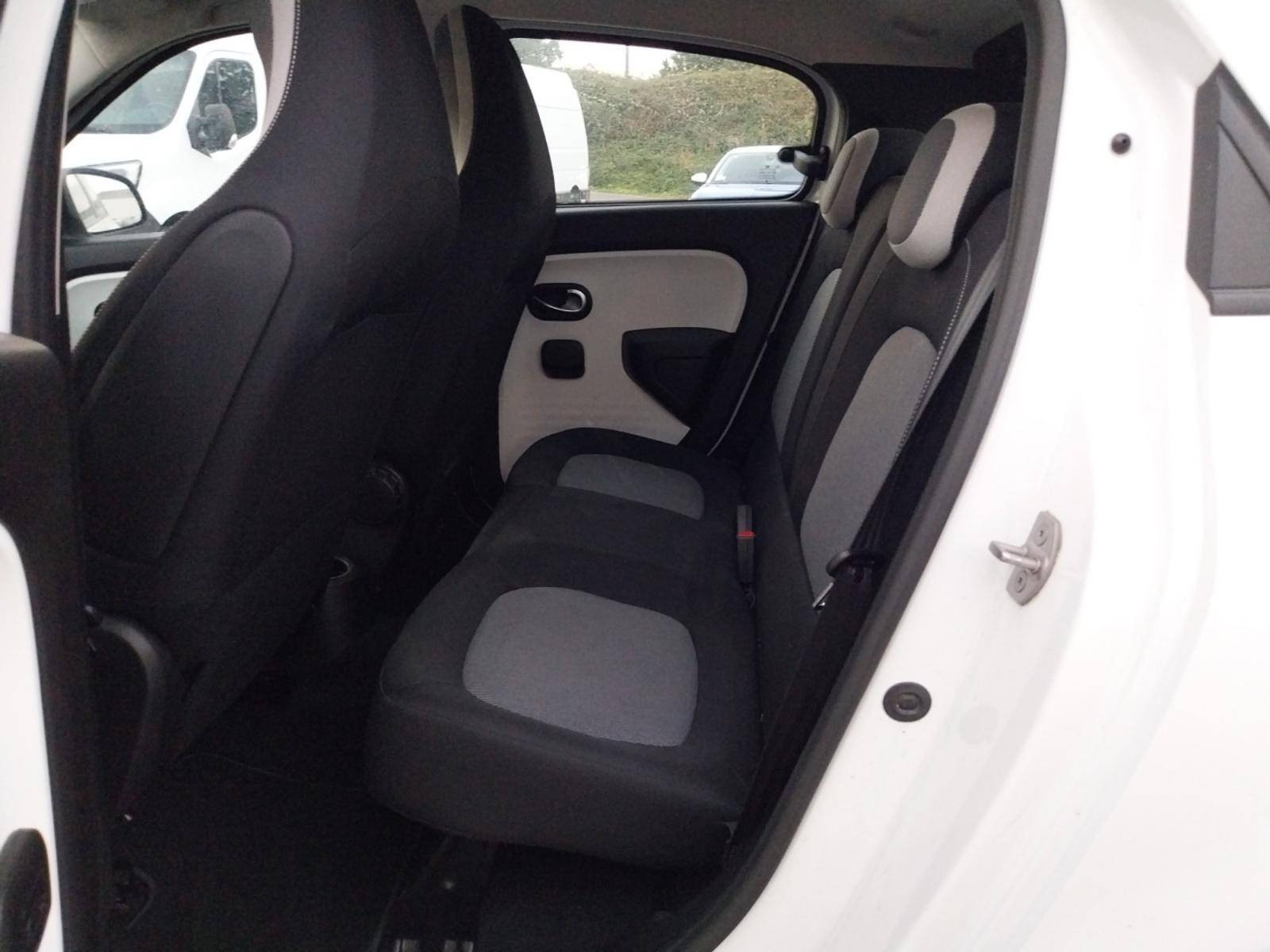 Vente en ligne Renault Twingo Electrique Twingo III E-Tech au prix de 13 290 €