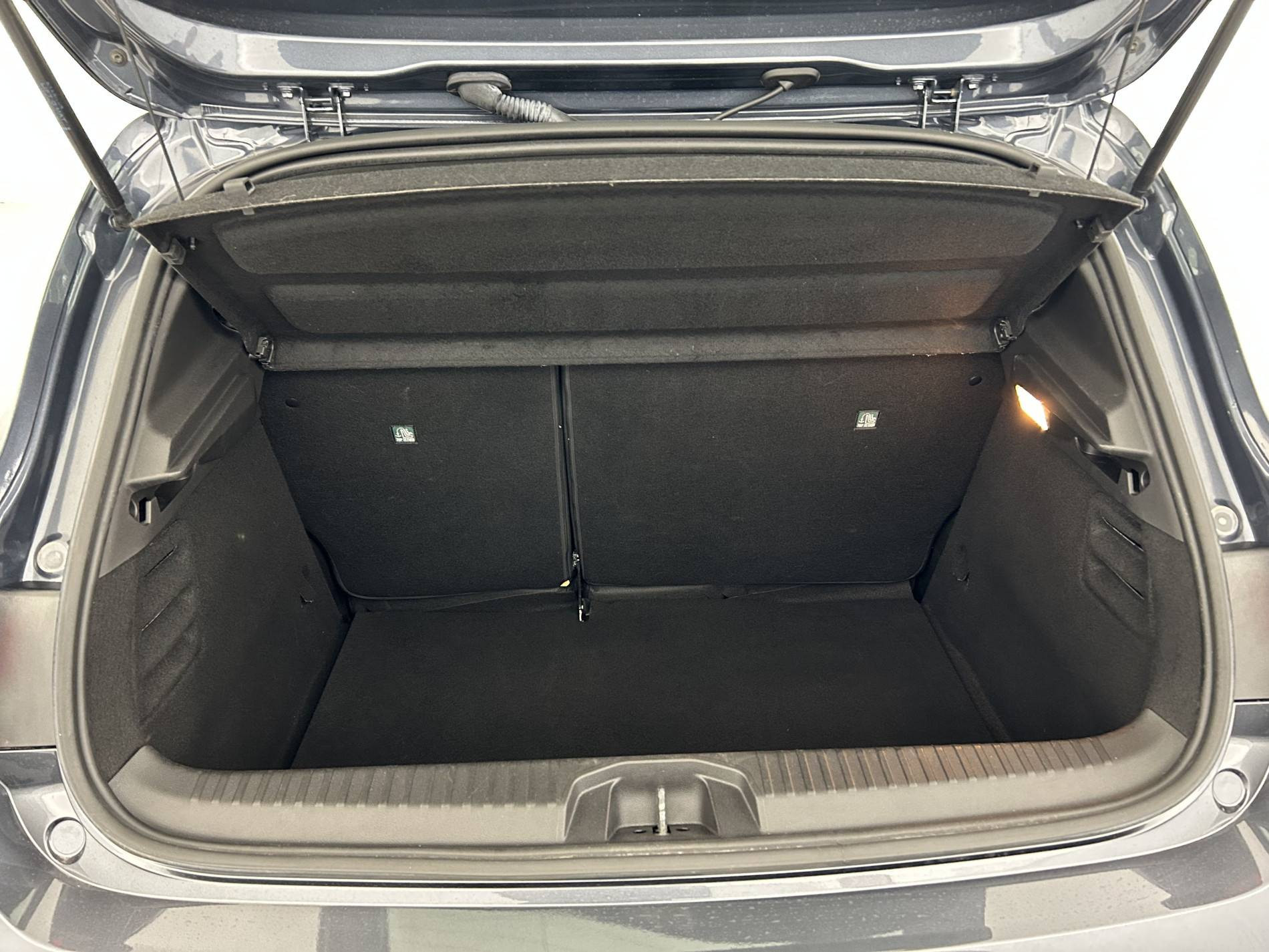 Vente en ligne Renault Clio 5 Clio TCe 90 - 21N au prix de 13 690 €