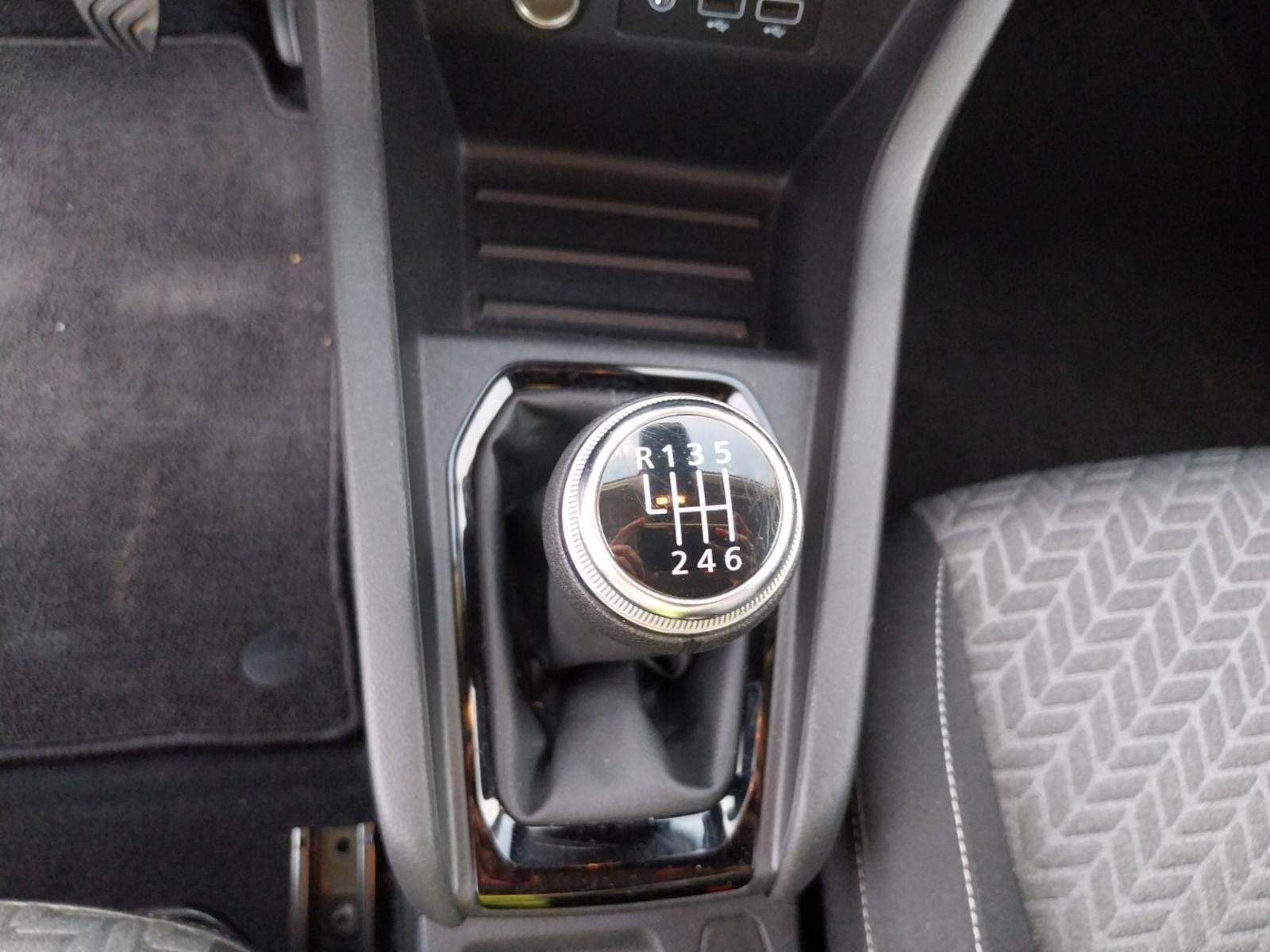 Vente en ligne Renault Clio 5 Clio TCe 100 GPL au prix de 14 900 €