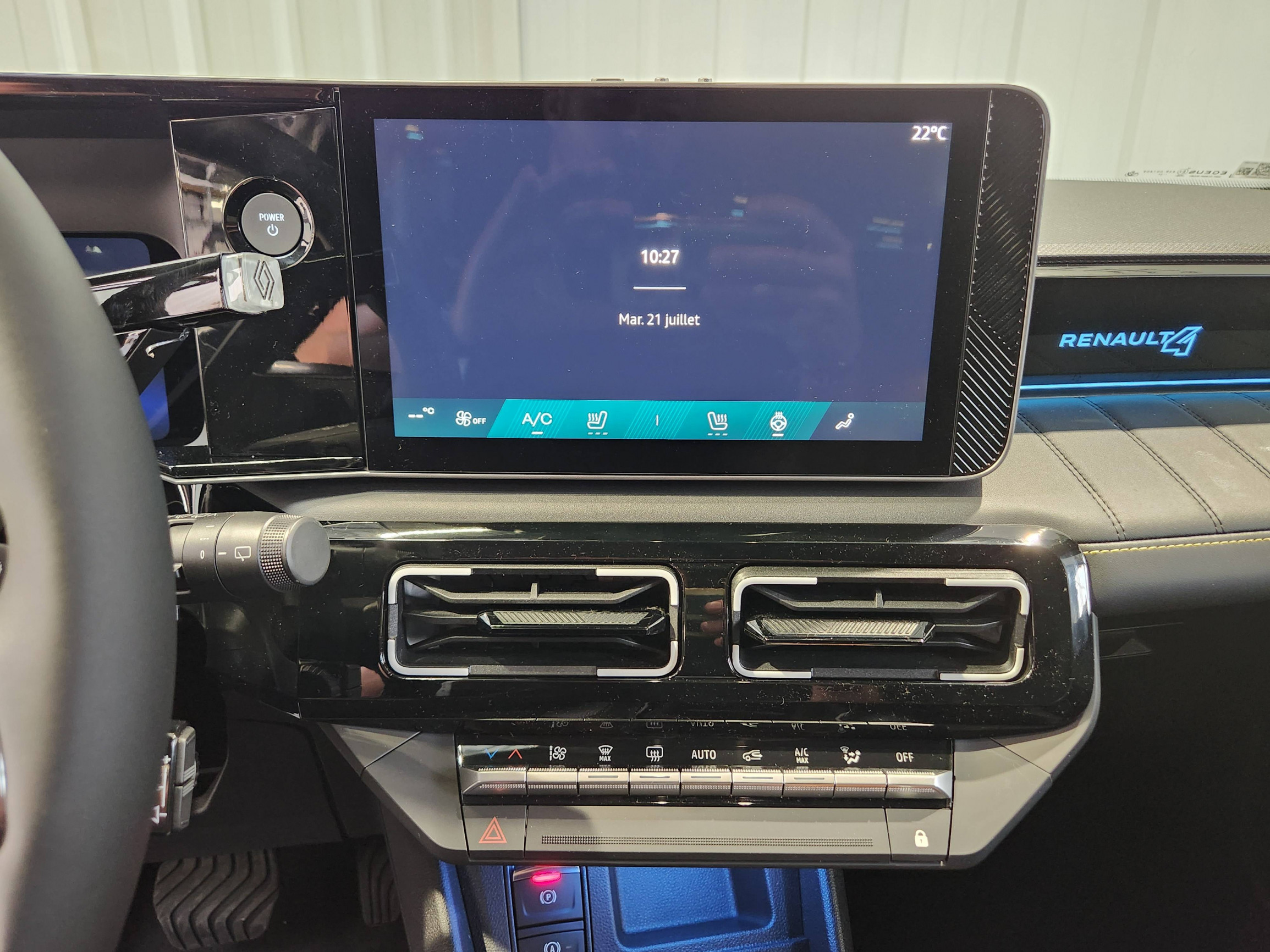 Vente en ligne Renault R4 E-Tech  150 ch autonomie confort au prix de 38 190 €