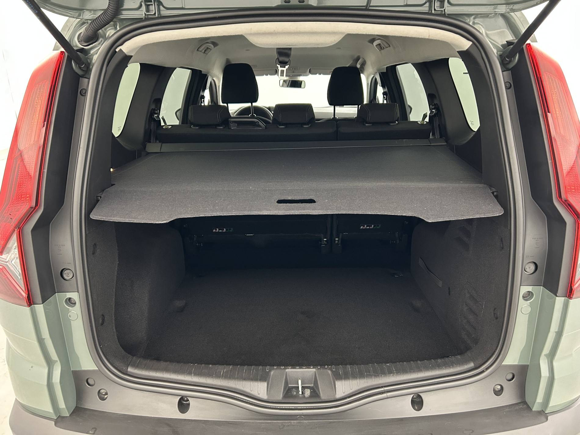 Vente en ligne Dacia Jogger  Hybrid 140 5 places au prix de 22 890 €