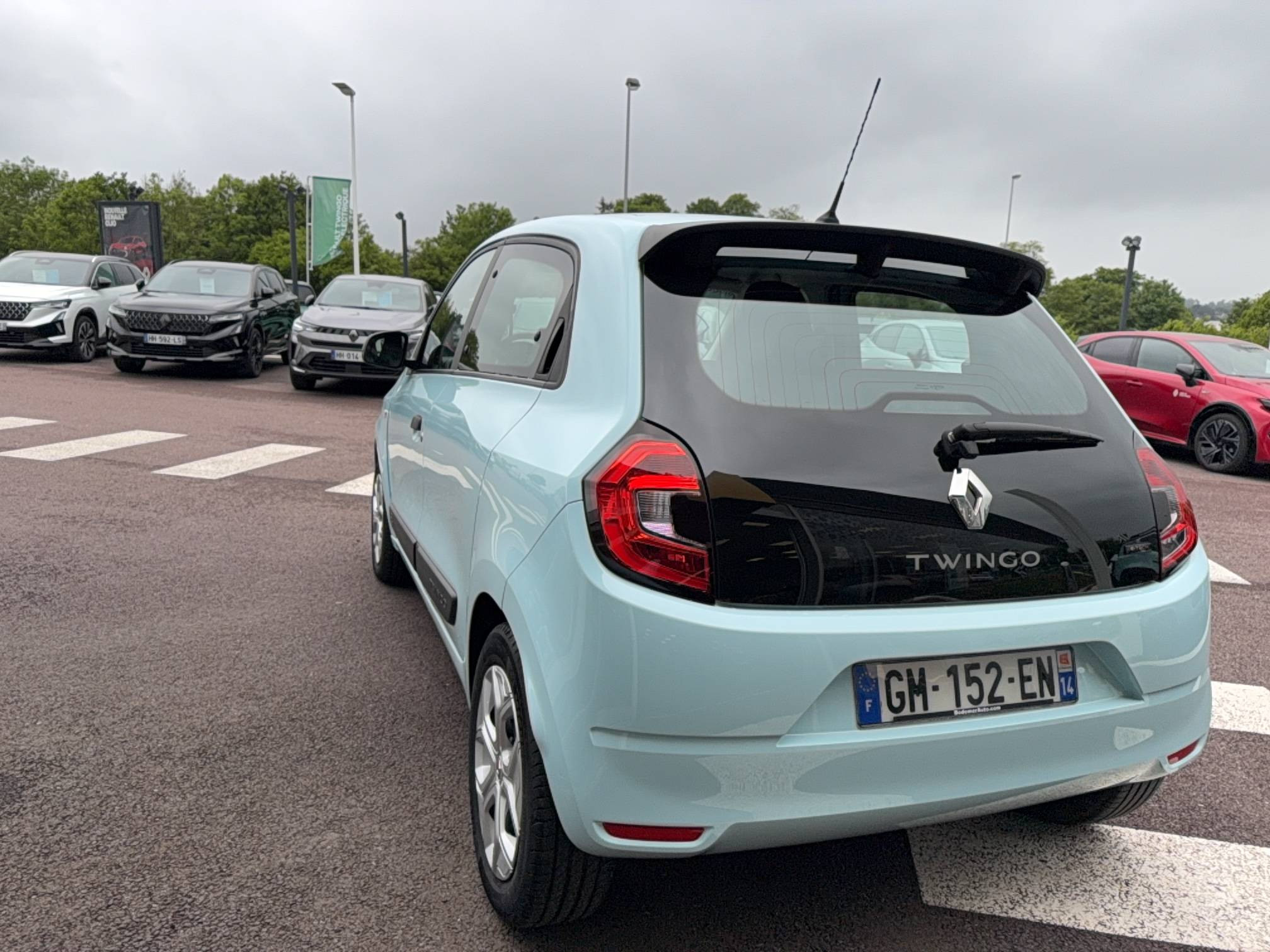 Vente en ligne Renault Twingo Electrique Twingo III E-Tech au prix de 11 990 €