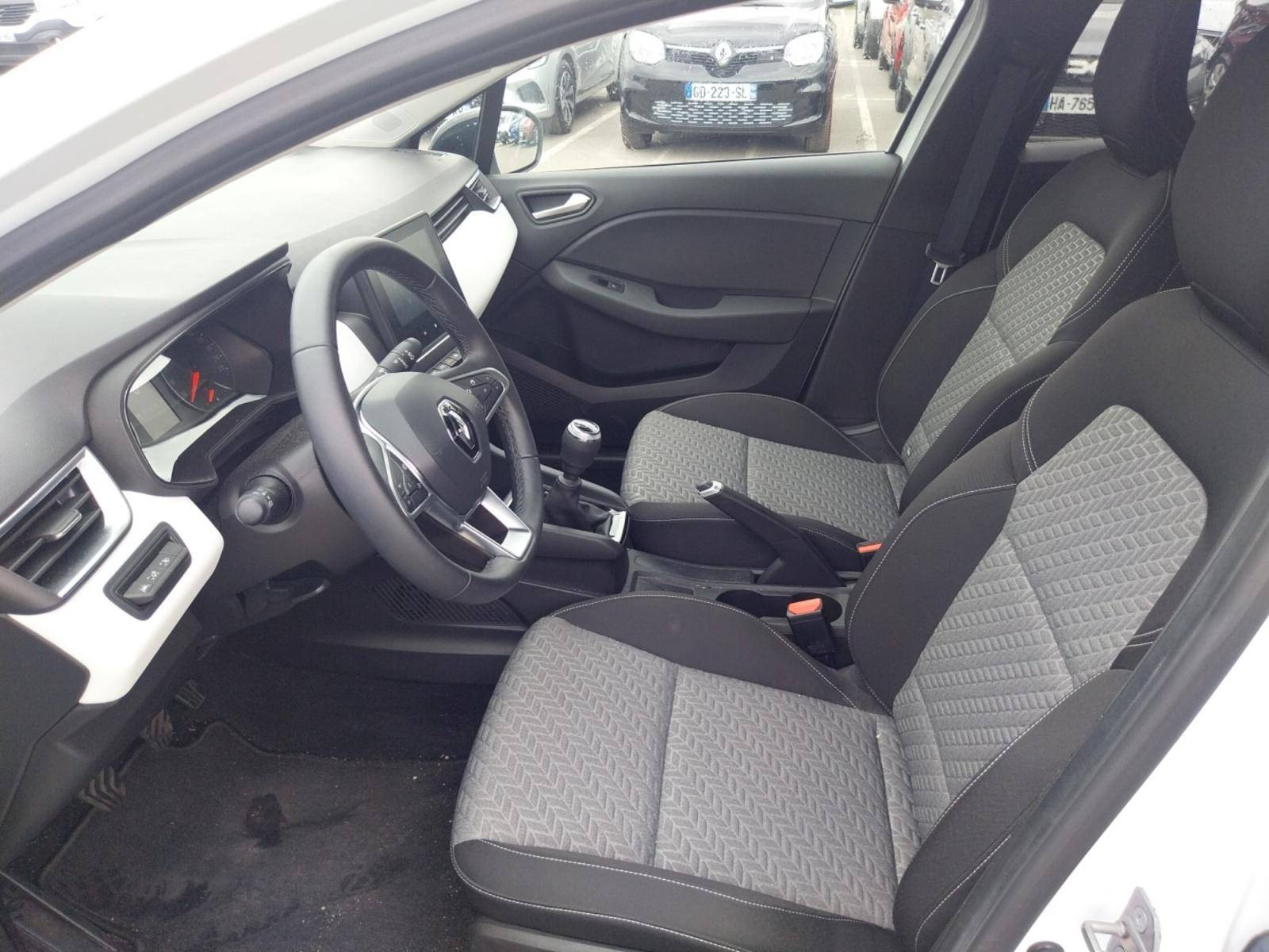 Vente en ligne Renault Clio 5 Clio TCe 90 au prix de 15 290 €