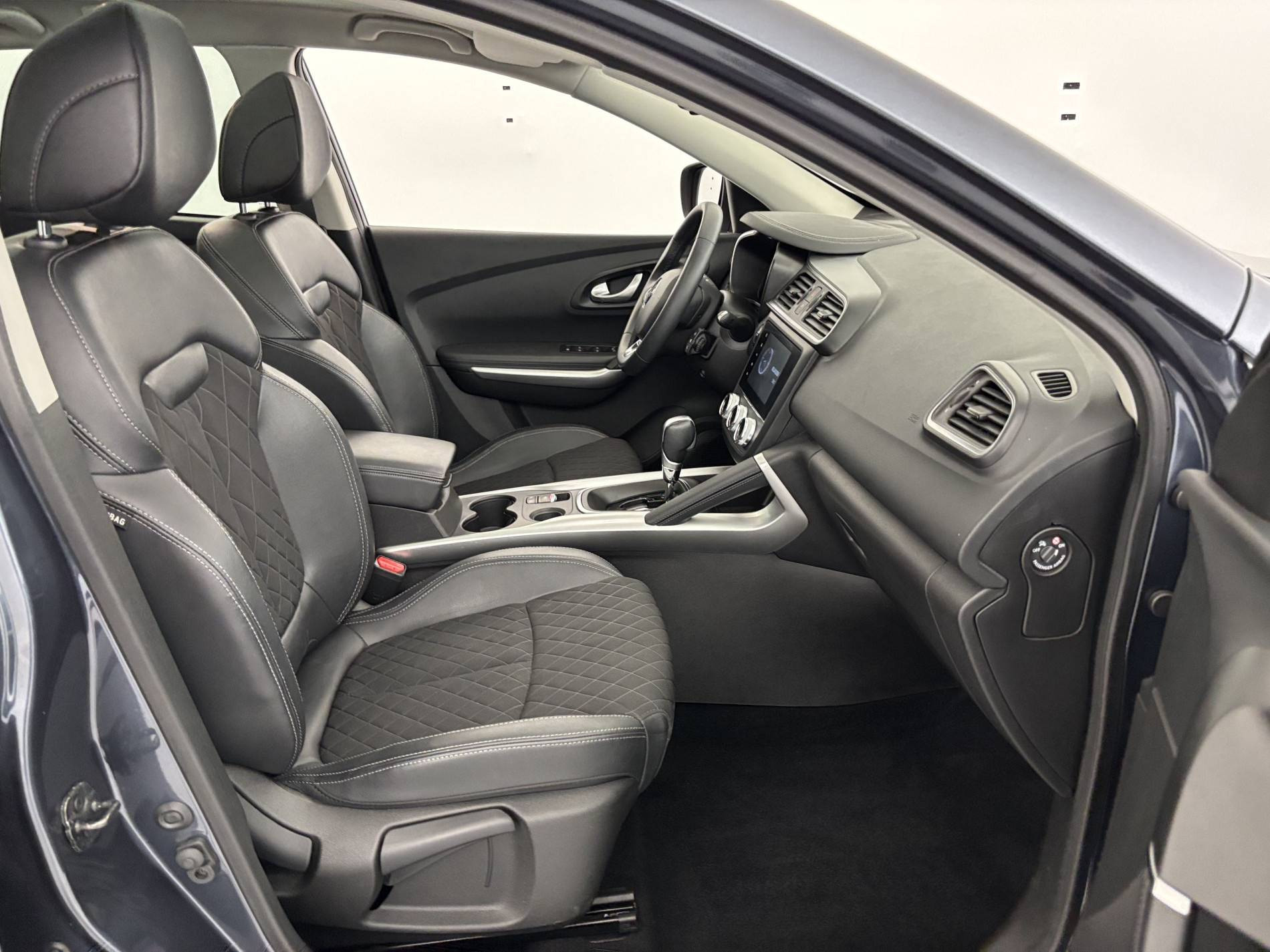 Vente en ligne Renault Kadjar  TCe 140 EDC au prix de 18 790 €