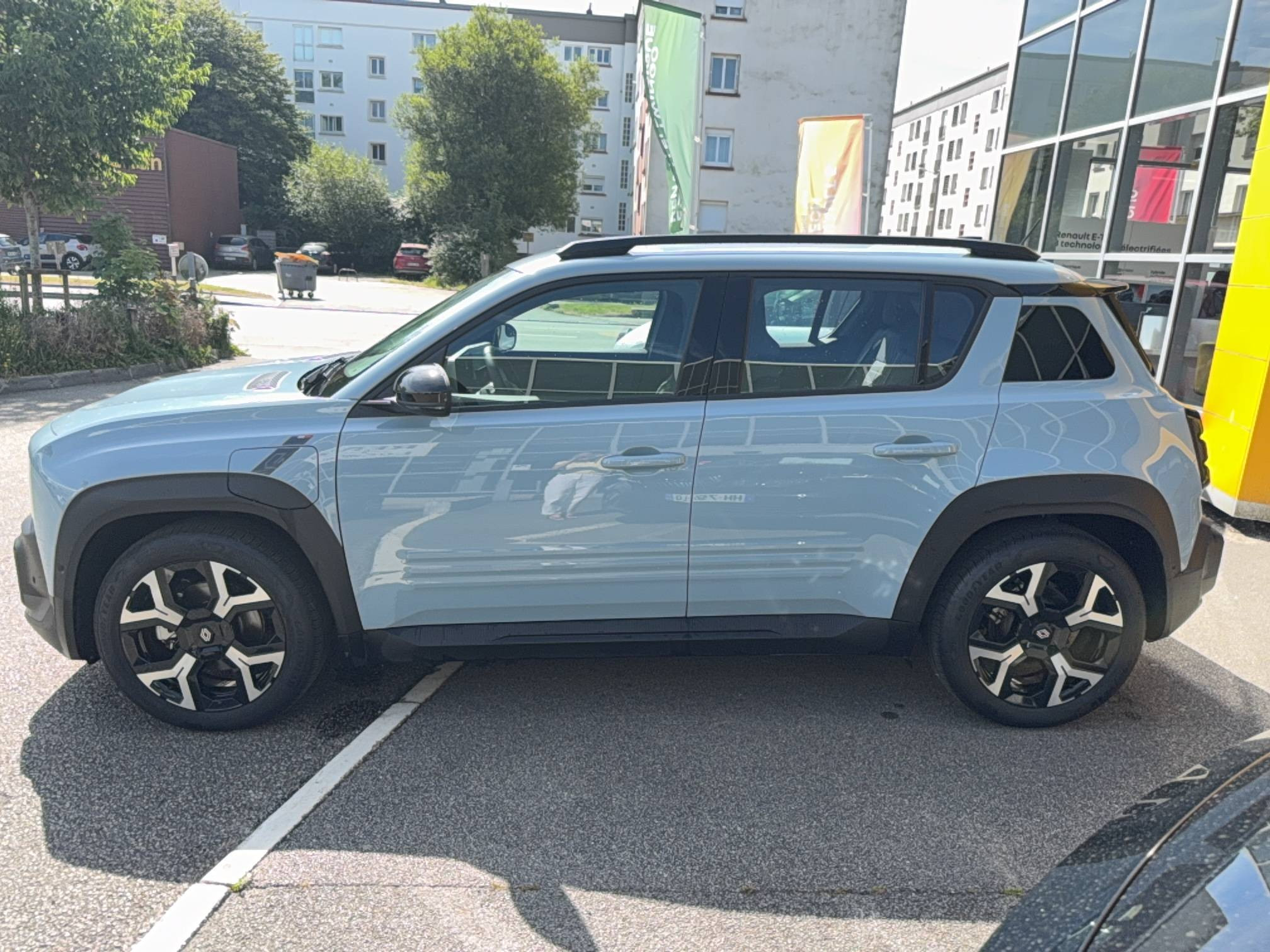 Vente en ligne Renault R4 E-Tech  150 ch autonomie confort au prix de 34 990 €