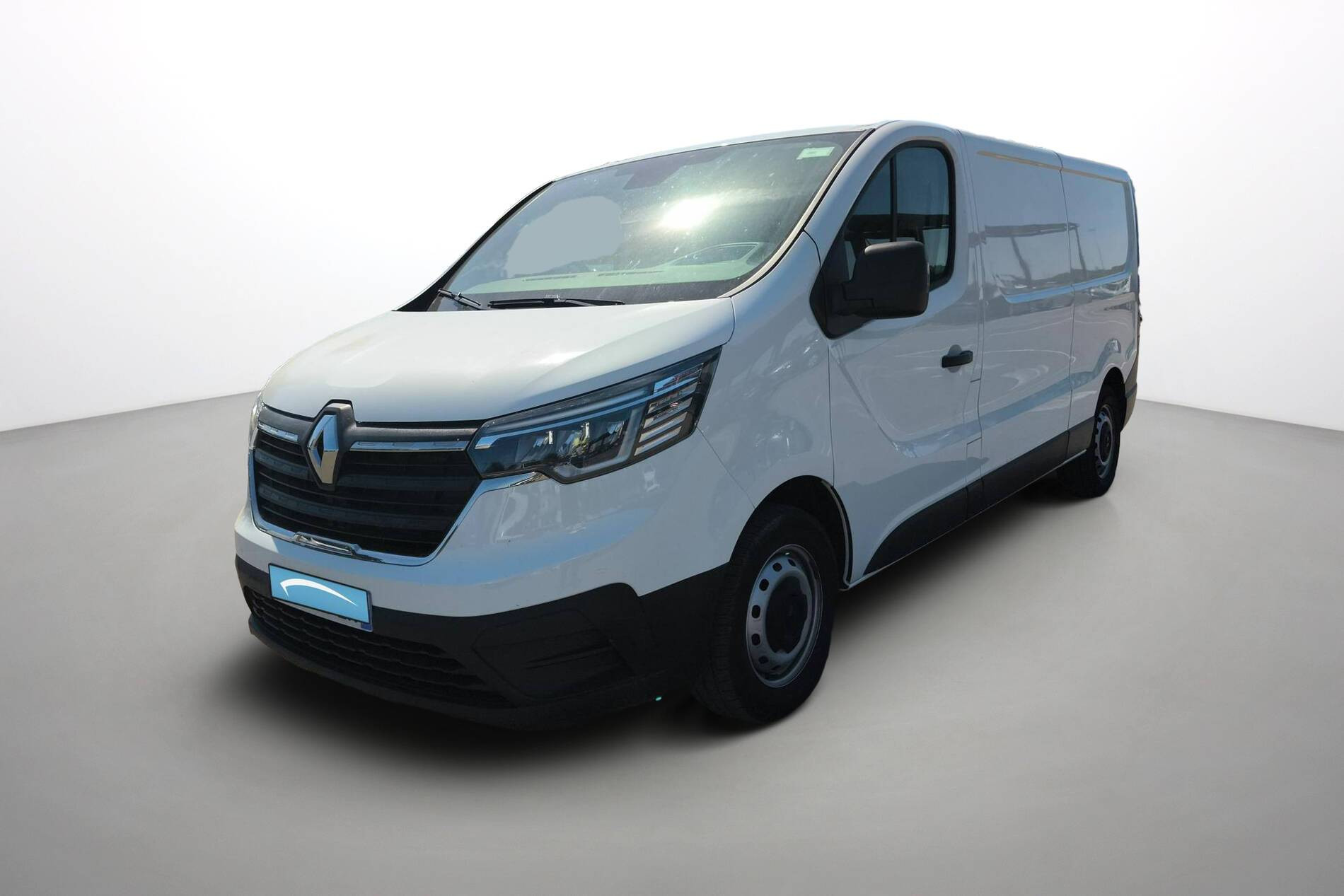 Renault Trafic 3 Fourgon TRAFIC PC L2H1 3T BLUE DCI 150 occasion de 2023 en vente à Châteaulin