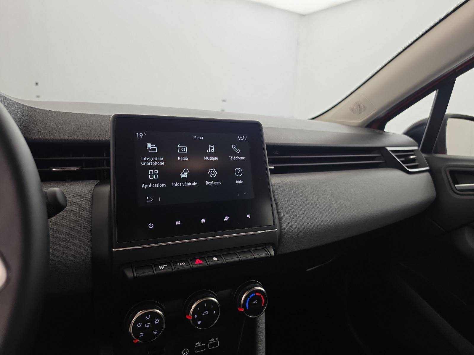 Vente en ligne Renault Clio 5 Clio TCe 90 au prix de 15 290 €