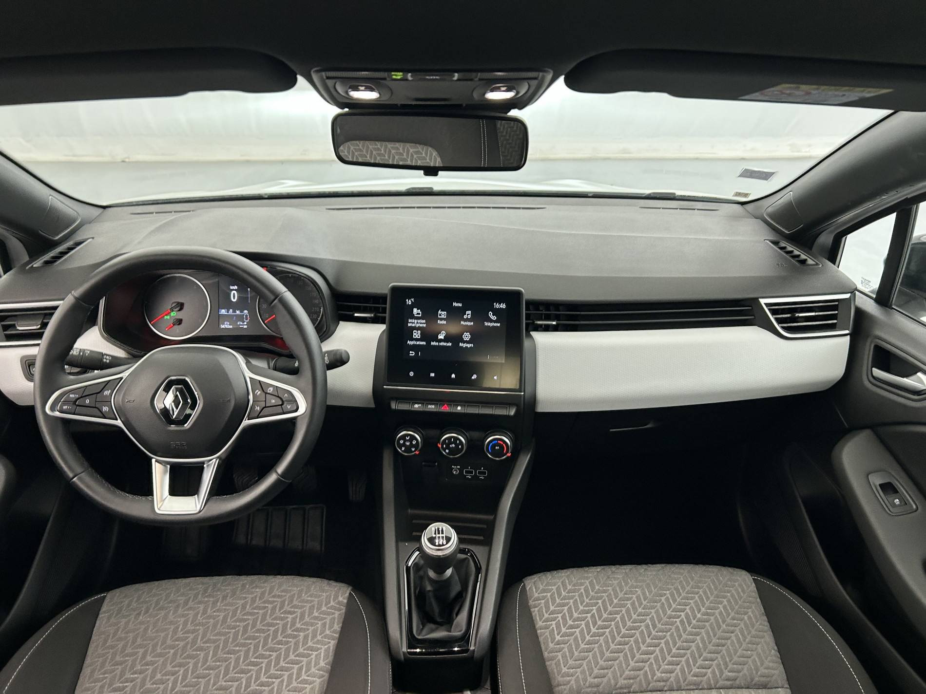 Vente en ligne Renault Clio 5 Clio Blue dCi 100 - 21N au prix de 14 990 €