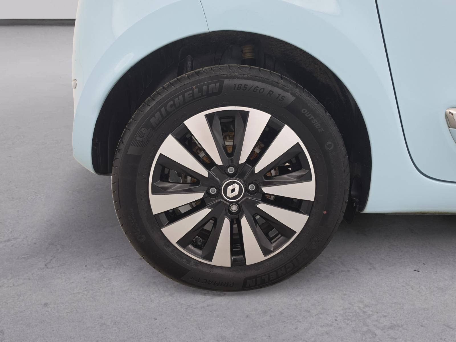 Vente en ligne Renault Twingo Electrique Twingo III E-Tech au prix de 14 490 €