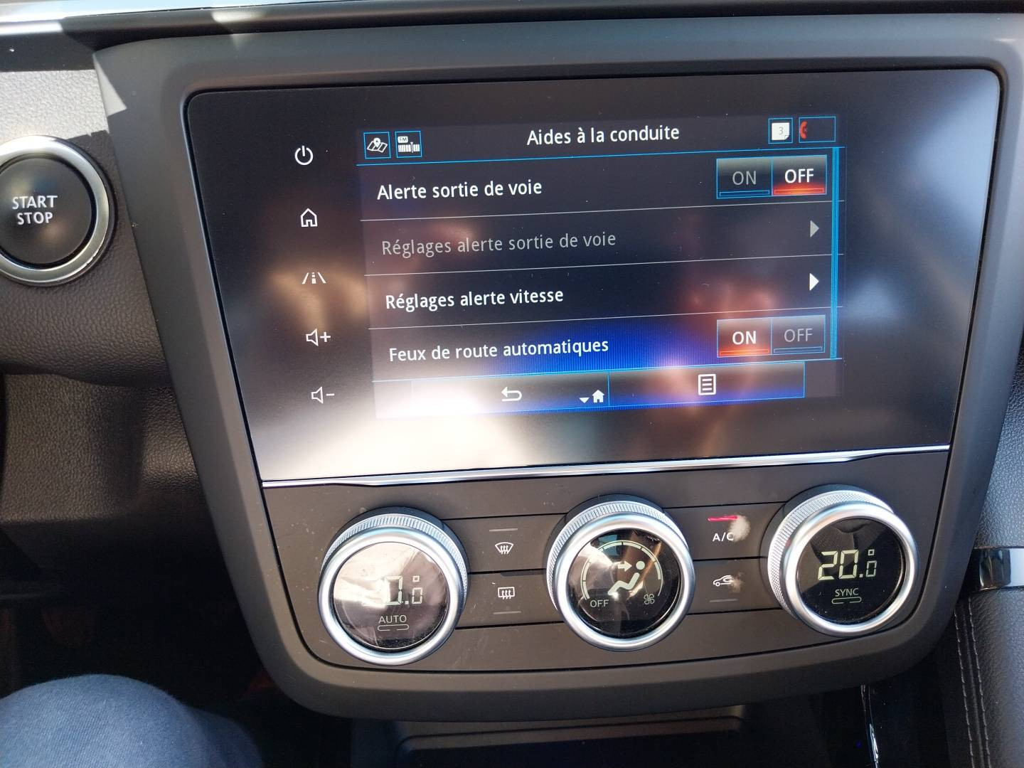 Vente en ligne Renault Kadjar  Blue dCi 115 au prix de 15 990 €