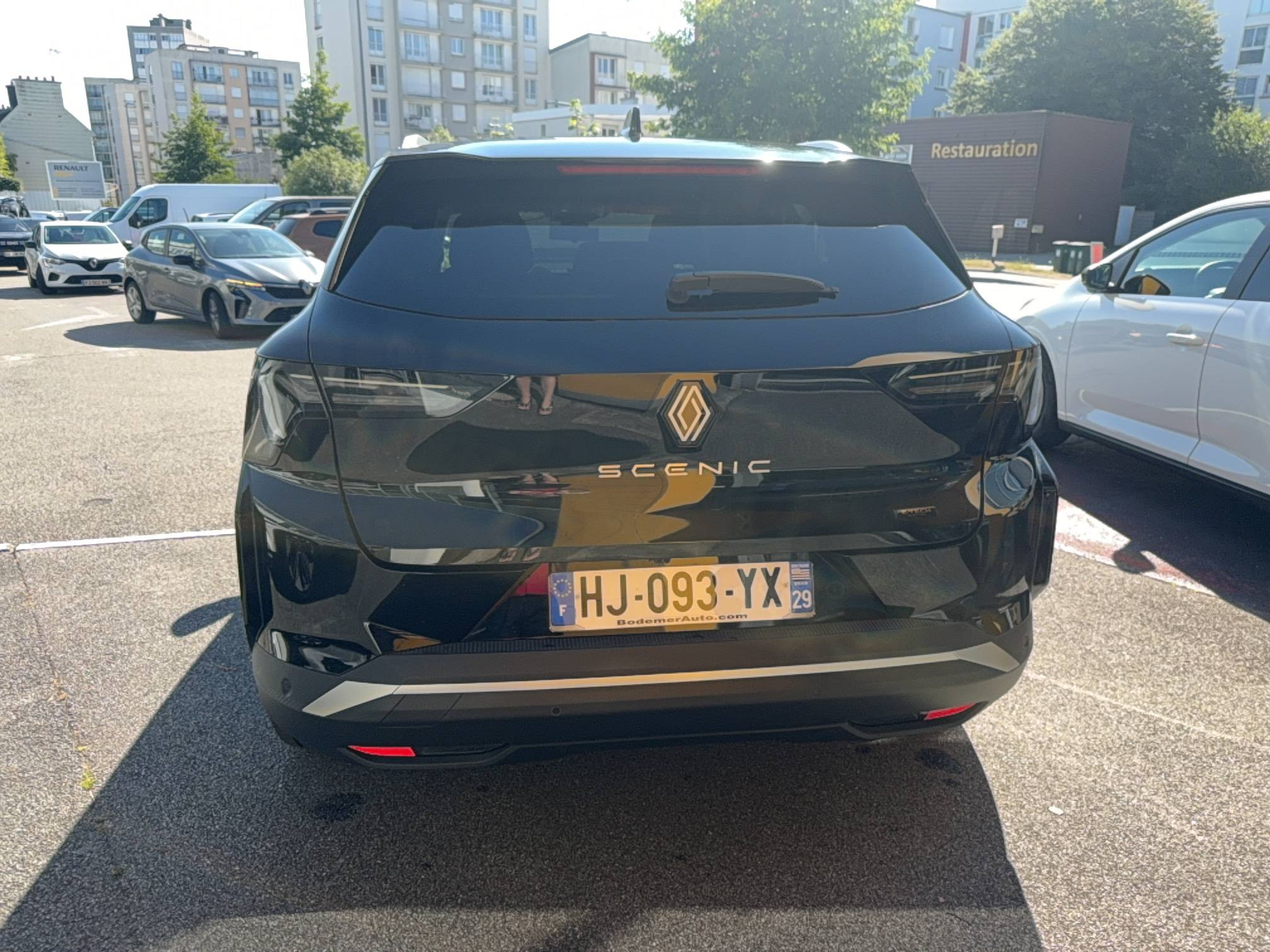 Vente en ligne Renault Scenic E-Tech Scenic E-Tech électrique 220 ch grande autonomie au prix de 50 990 €