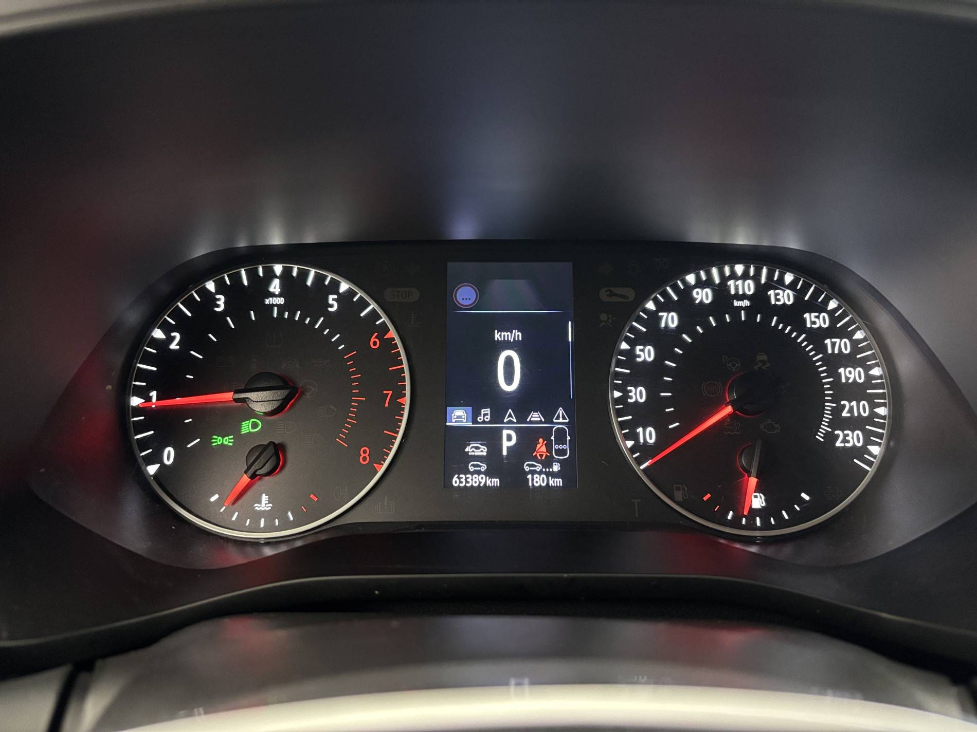 Vente en ligne Renault Arkana  mild hybrid 140 EDC FAP - 22 au prix de 17 490 €