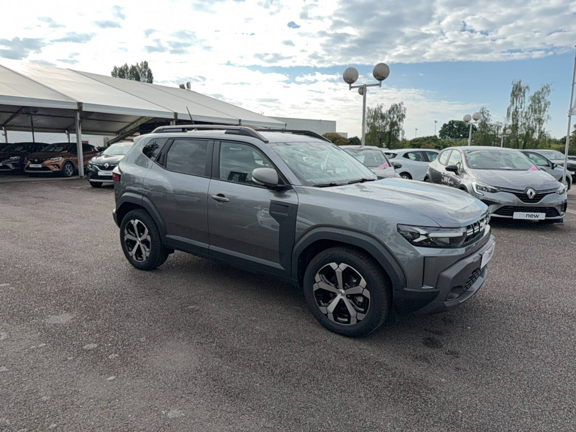 Vente en ligne Dacia Duster  Hybrid 140 au prix de 26 490 €