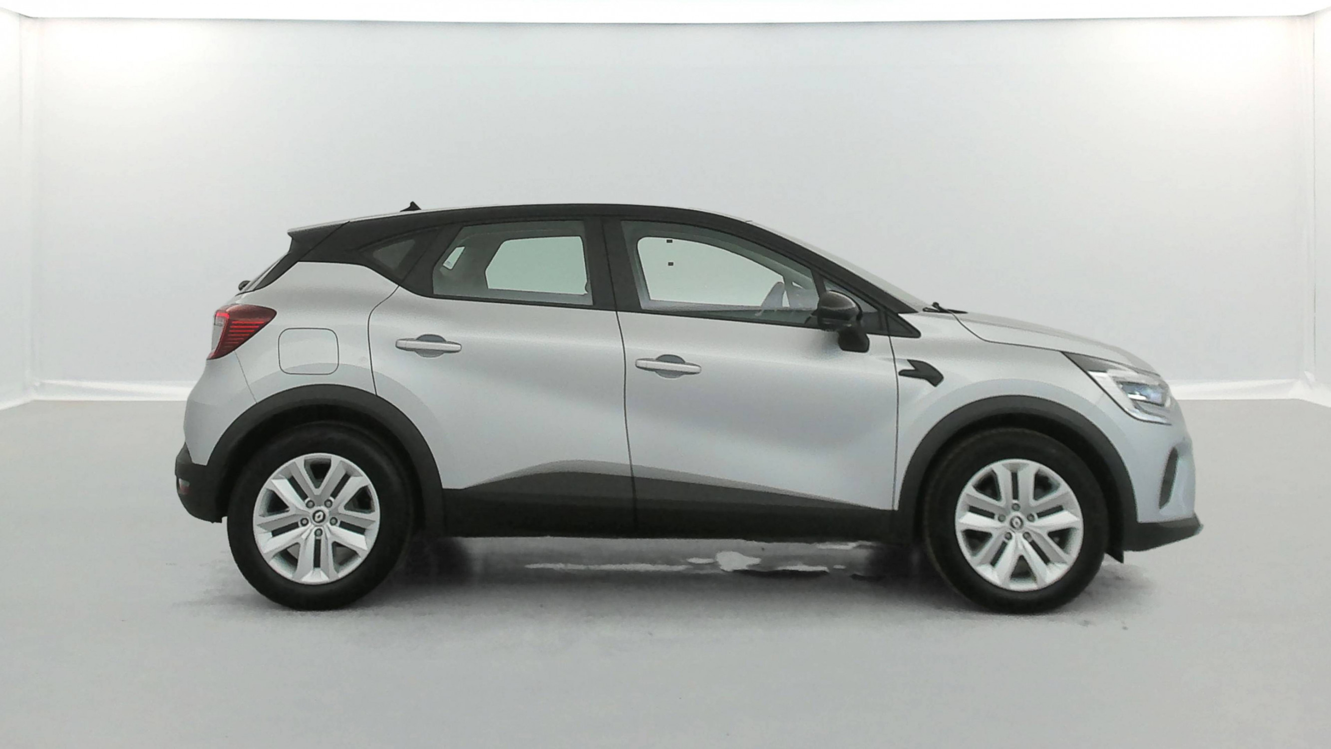 Vente en ligne Renault Captur  E-Tech 145 - 21 au prix de 18 390 €