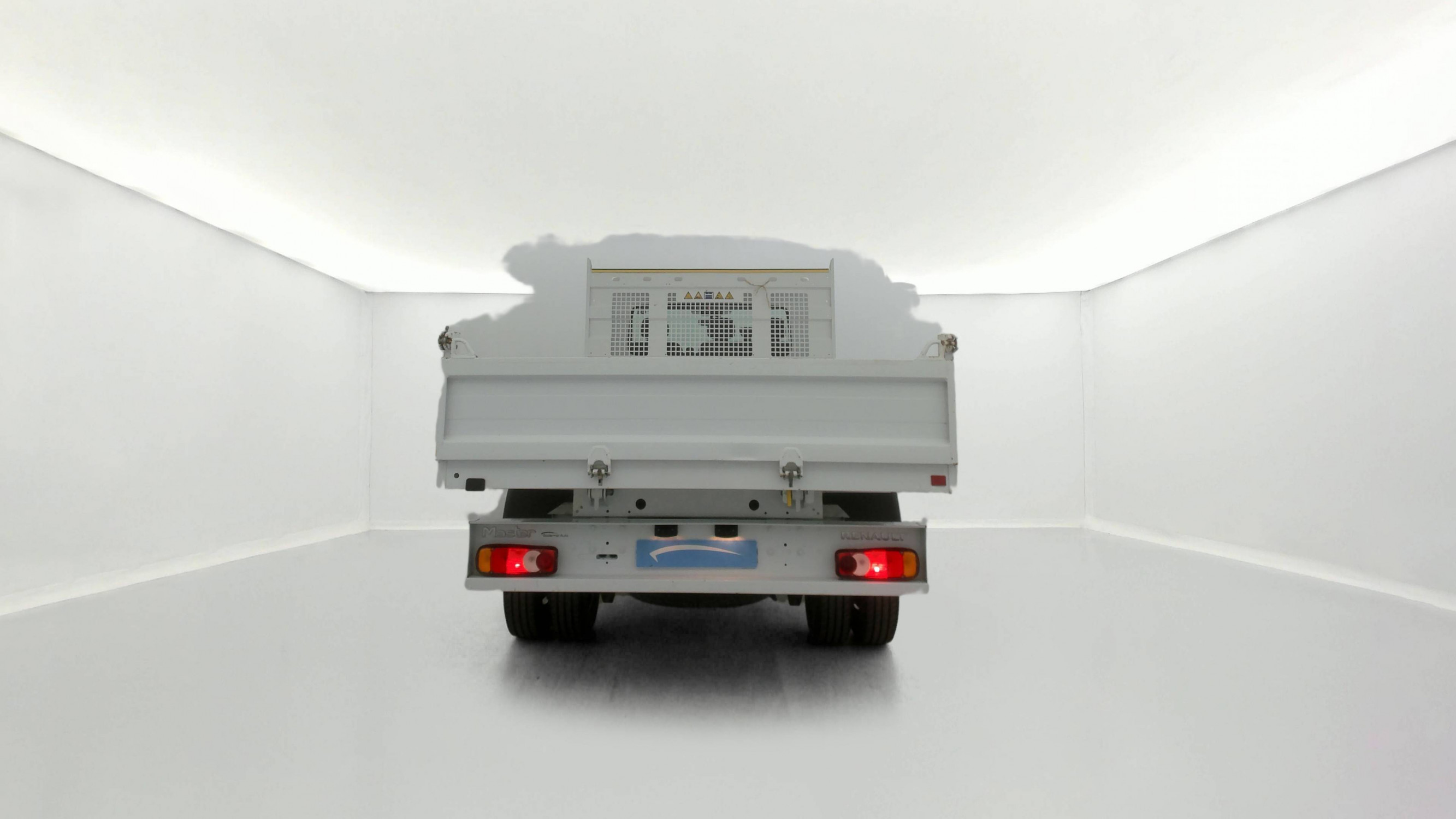 Vente en ligne Renault Master 3 Châssis Cabine MASTER CC PROP RJ3500 L2 PAFC BLUE DCI 130 EURO VI au prix de 33 000 €