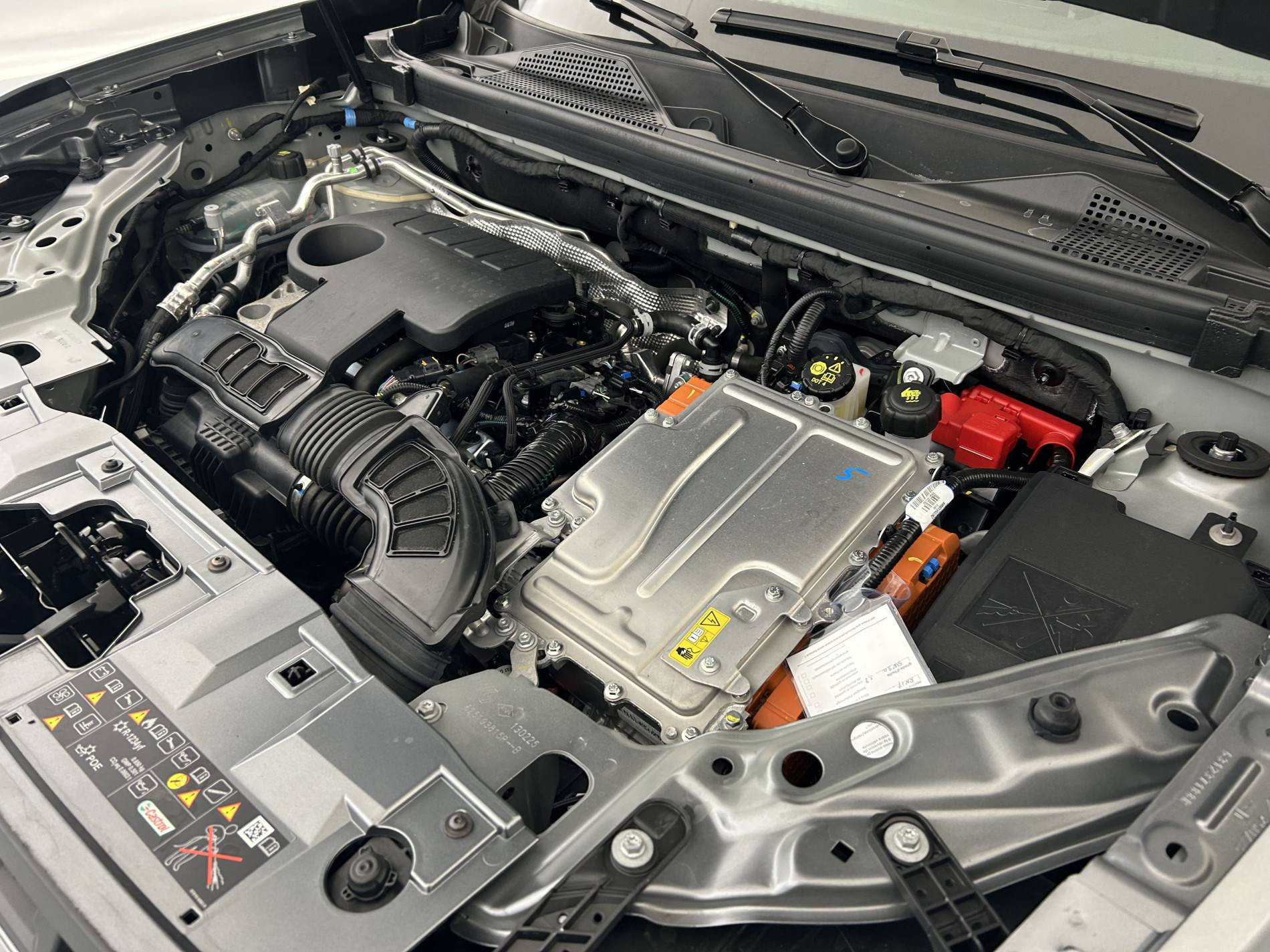 Vente en ligne Dacia Duster  Hybrid 140 au prix de 24 890 €